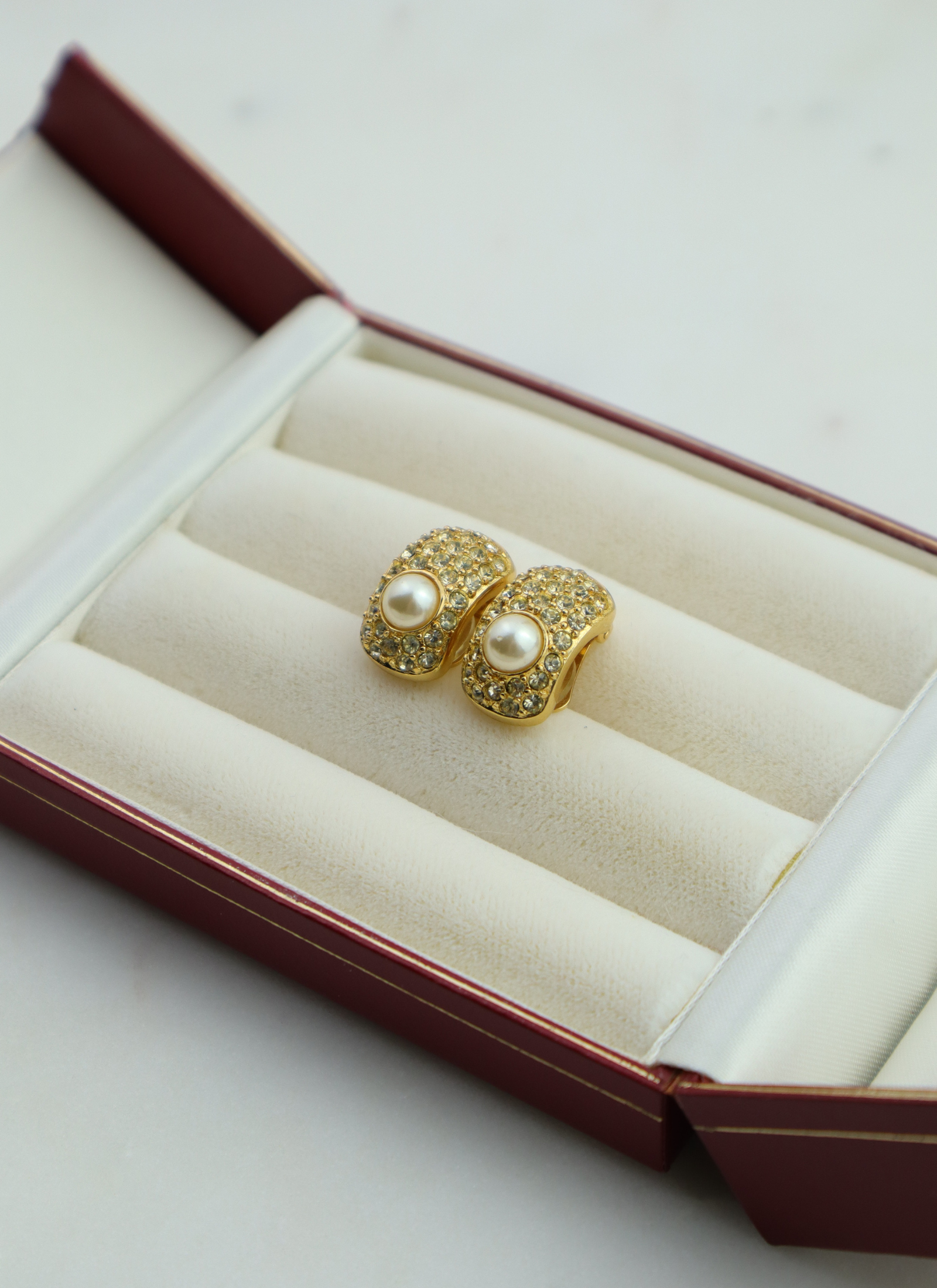 Christian Dior - klipsy „Pearl & Crystal”