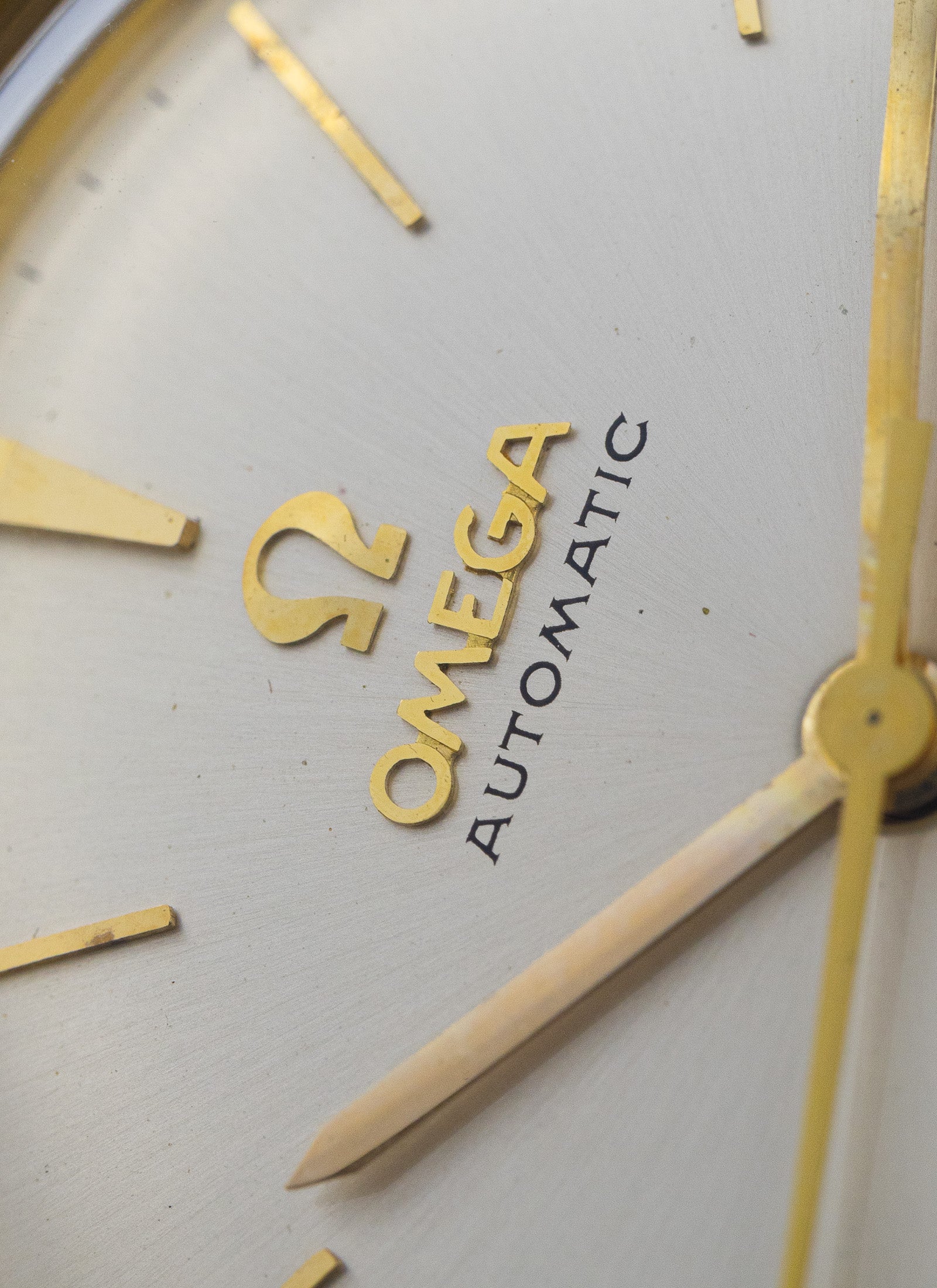 1961 18K Omega Seamaster 14743 cal. 562