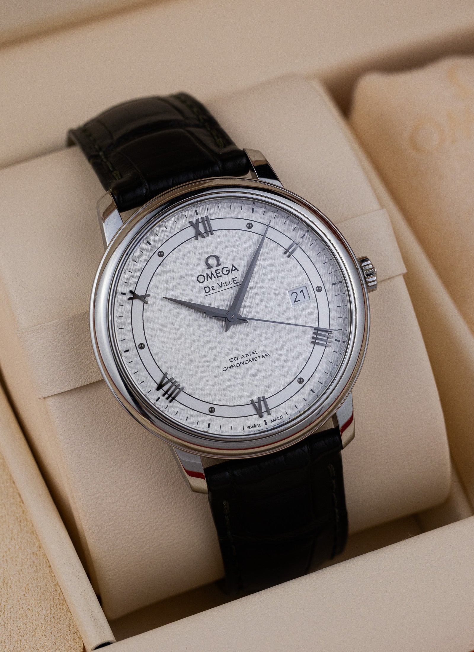 2019 Omega De Ville Prestige Co-Axial 424.13.40.20.02.006 Full Set