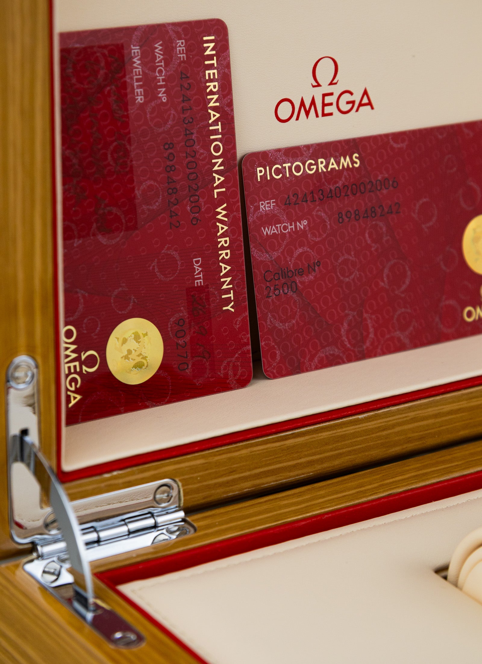 2019 Omega De Ville Prestige Co-Axial 424.13.40.20.02.006 Full Set
