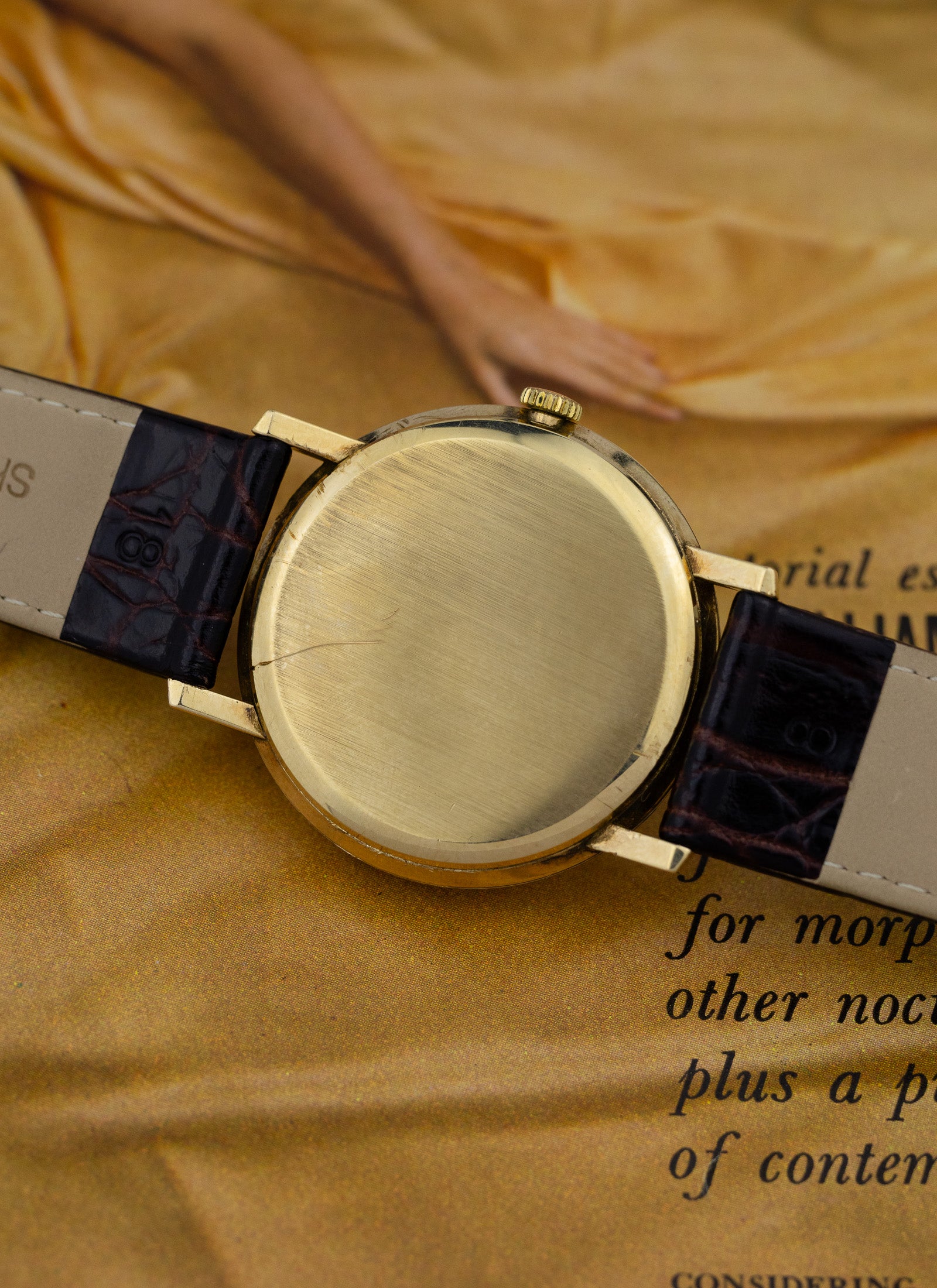 1960s 9K IWC Schaffhausen Roman Gold Dial cal. 423