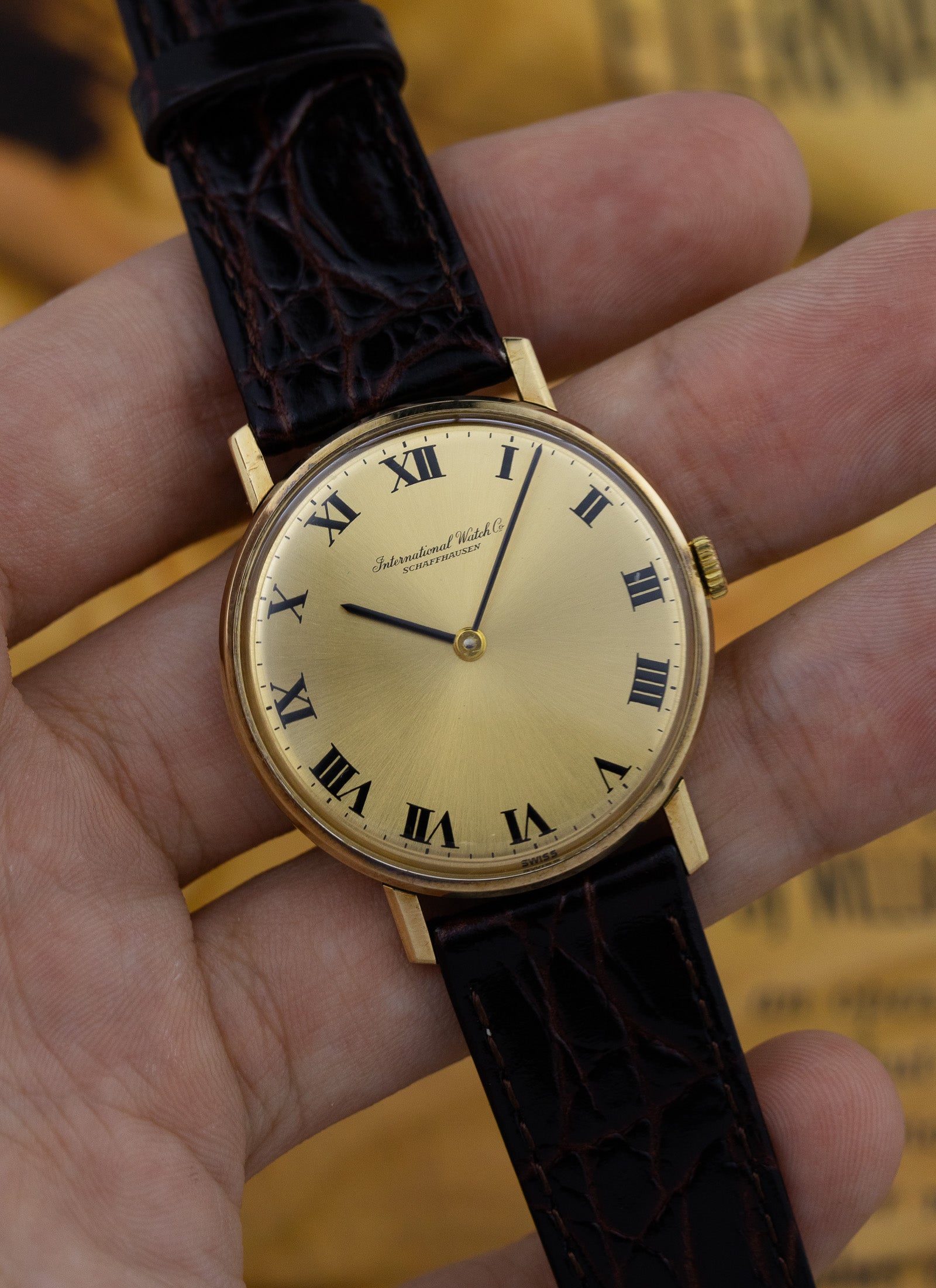 1960s 9K IWC Schaffhausen Roman Gold Dial cal. 423