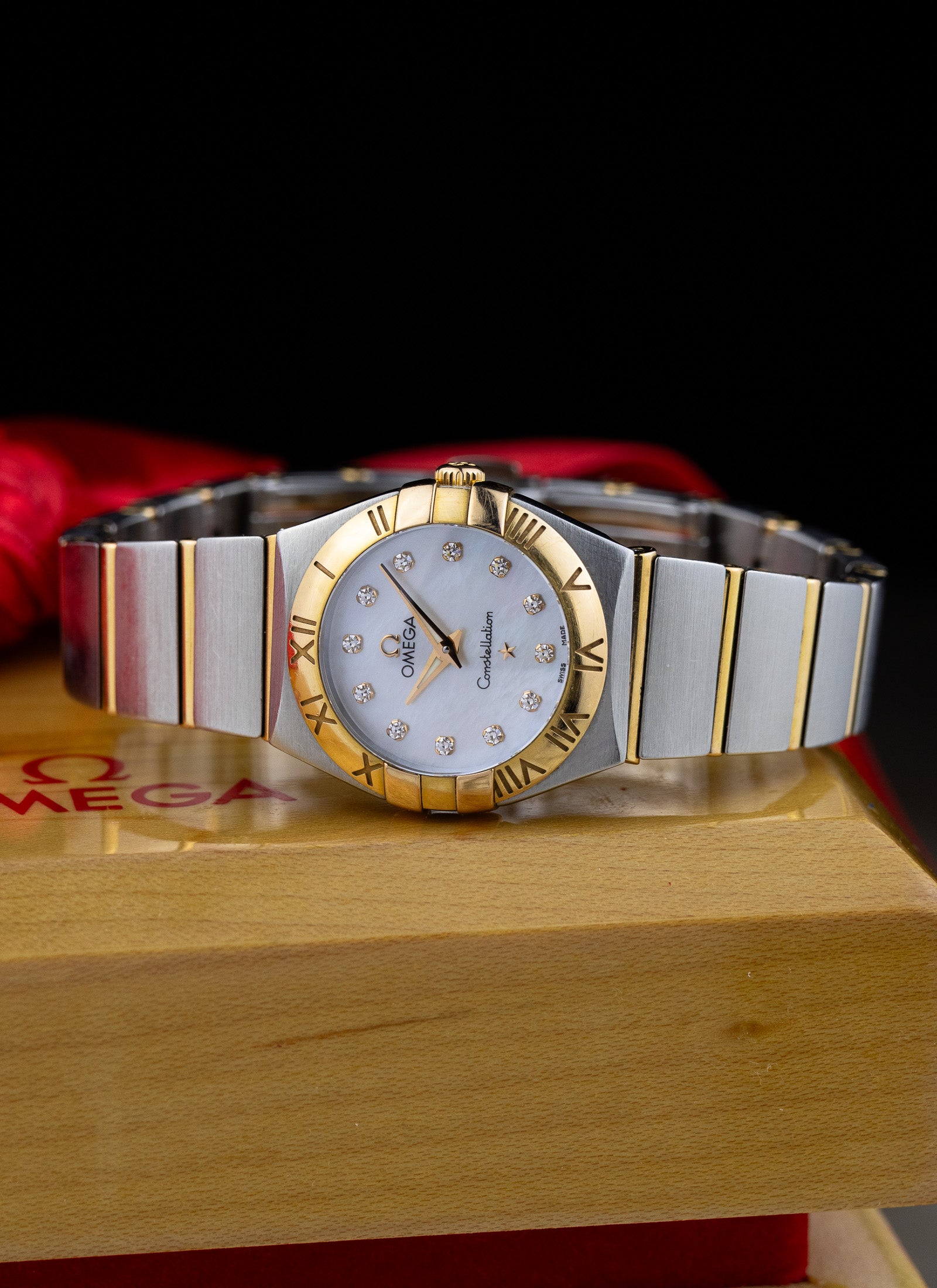 2010s Lady Omega Constellation Bicolor MOP Diamonds Dial 795.1001 cal. 1376 Box