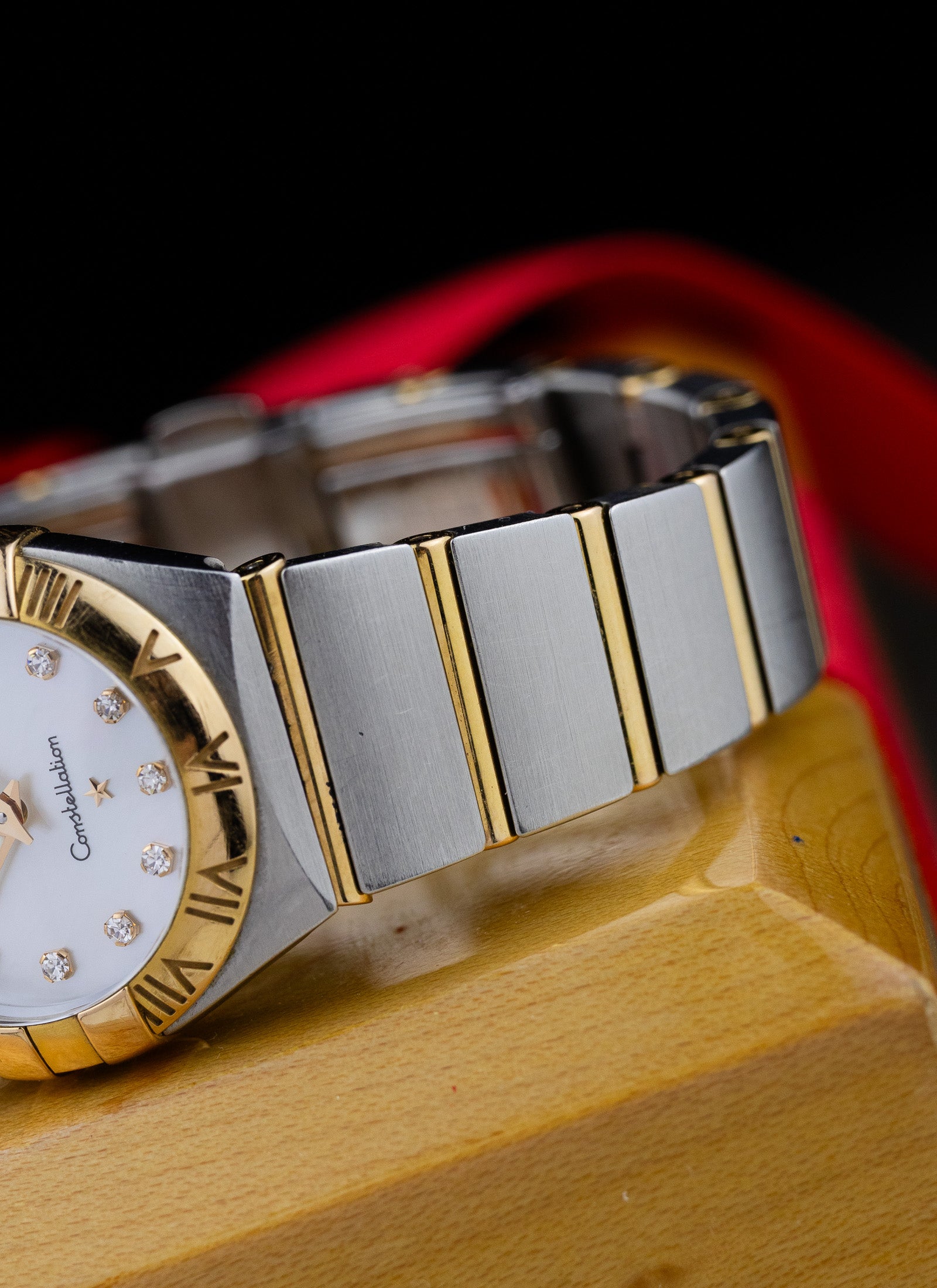 2010s Lady Omega Constellation Bicolor MOP Diamonds Dial 795.1001 cal. 1376 Box