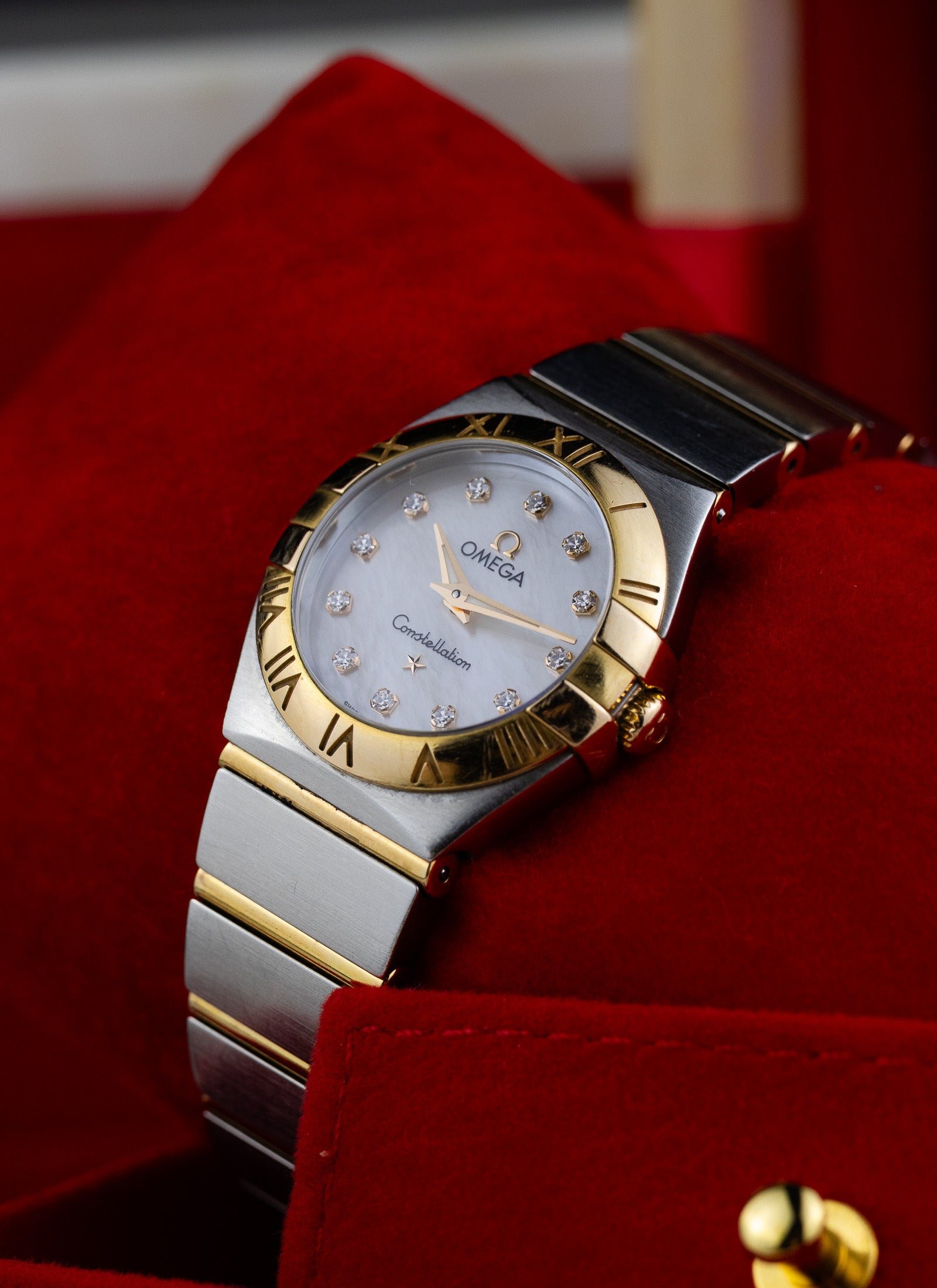2010s Lady Omega Constellation Bicolor MOP Diamonds Dial 795.1001 cal. 1376 Box