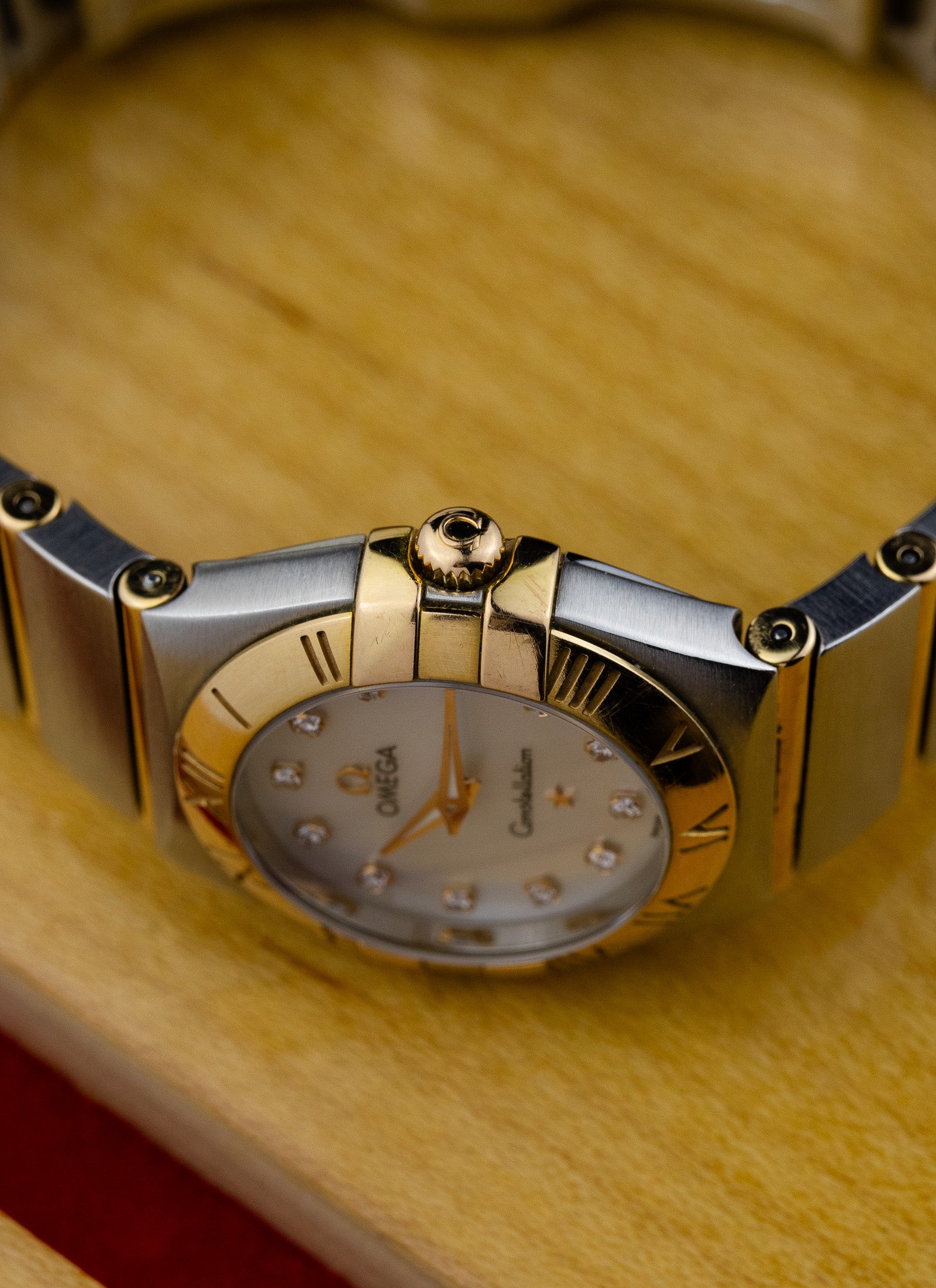 2010s Lady Omega Constellation Bicolor MOP Diamonds Dial 795.1001 cal. 1376 Box