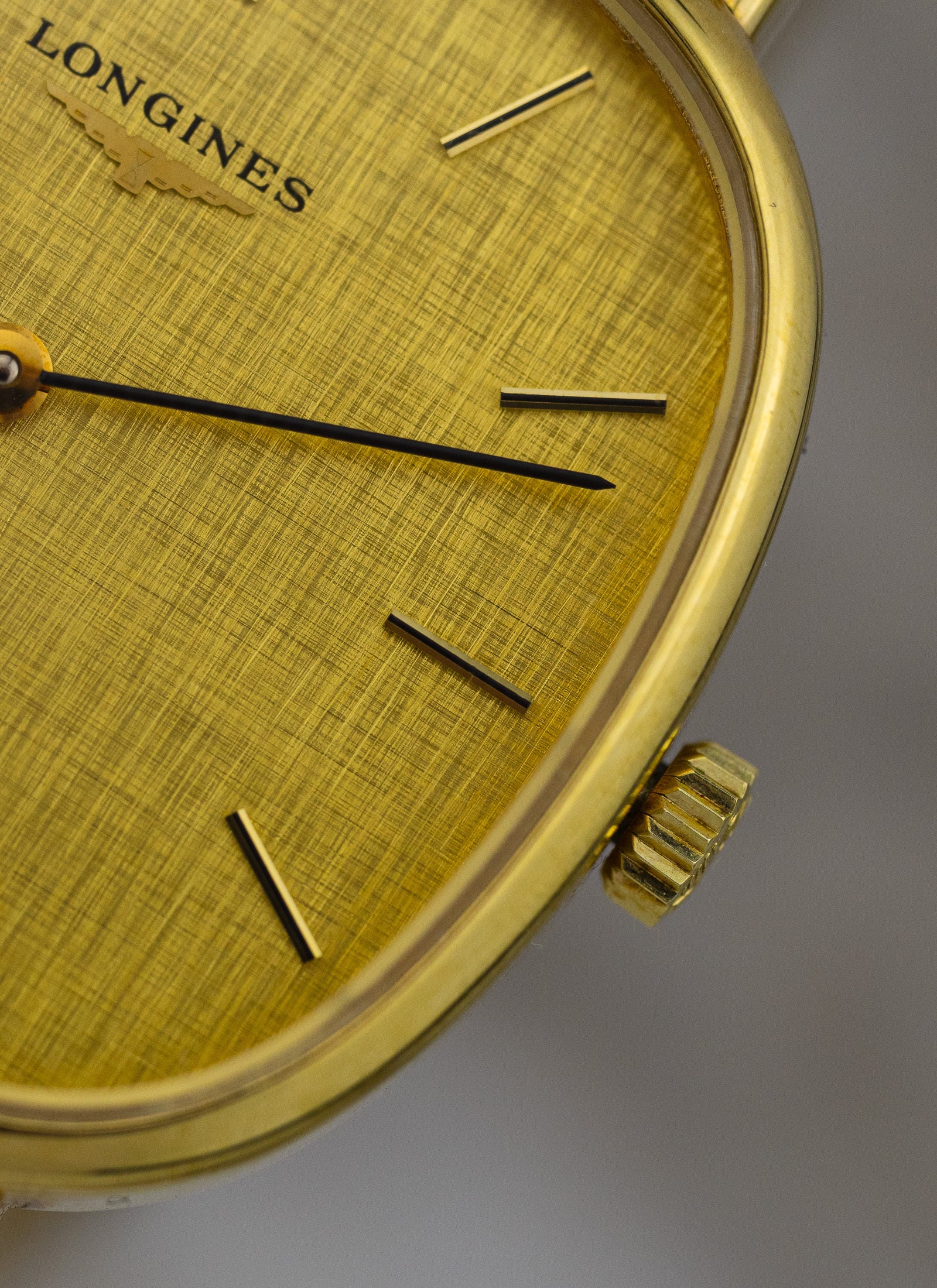 1980s Longines Linen Dial 847 4154 cal. L647.4