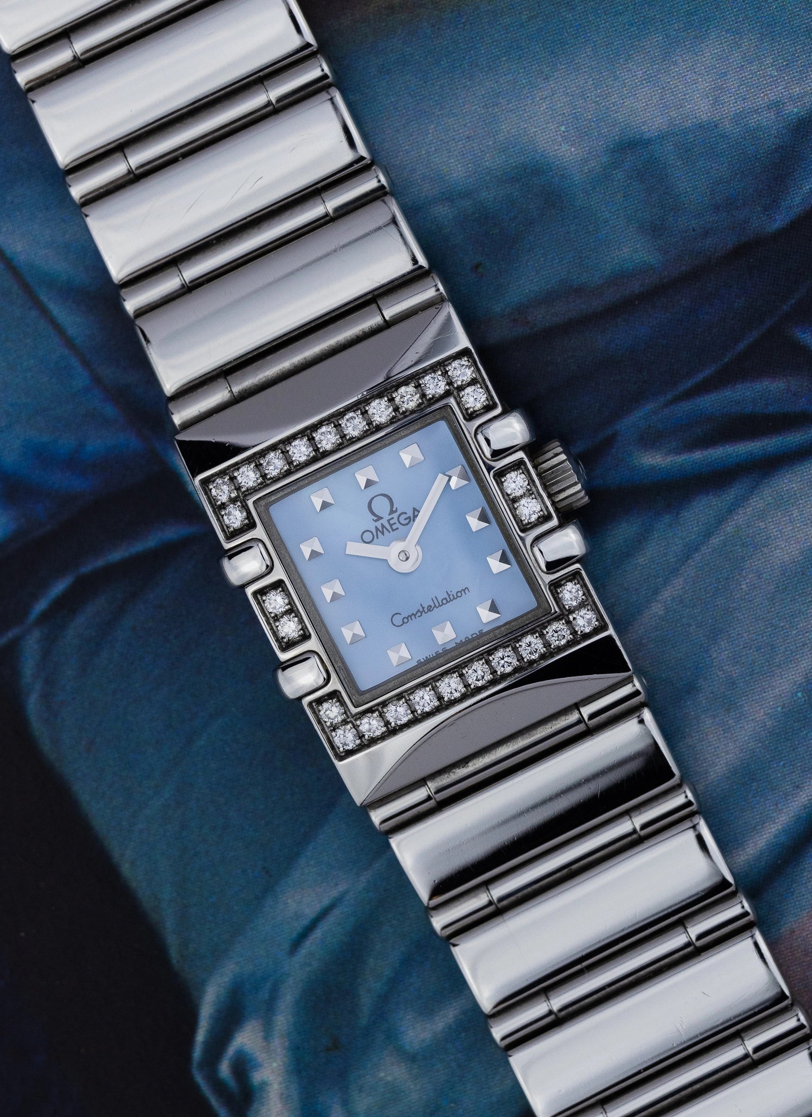 1998 Lady Omega Constellation Square MOP & Diamonds 895.1246 cal. 1376