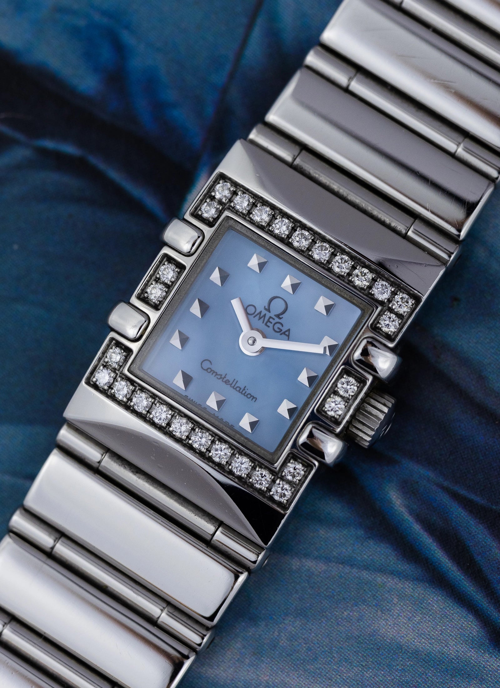 1998 Lady Omega Constellation Square MOP & Diamonds 895.1246 cal. 1376