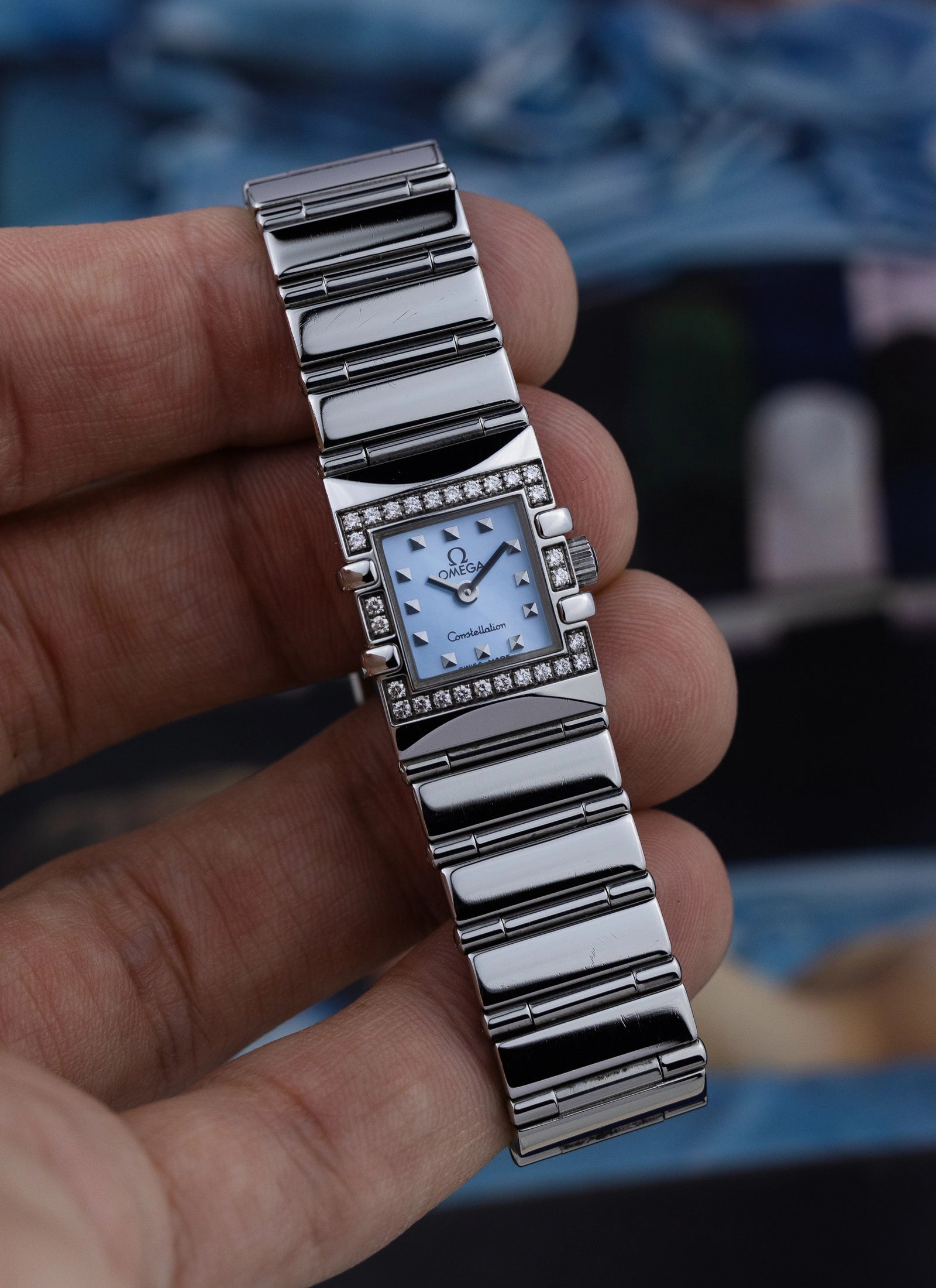 1998 Lady Omega Constellation Square MOP & Diamonds 895.1246 cal. 1376