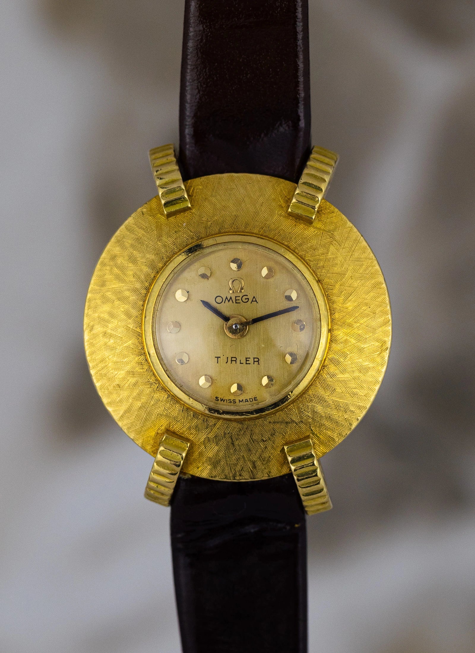 1961 18K Lady Omega Turler 11004 cal. 440 Serviced