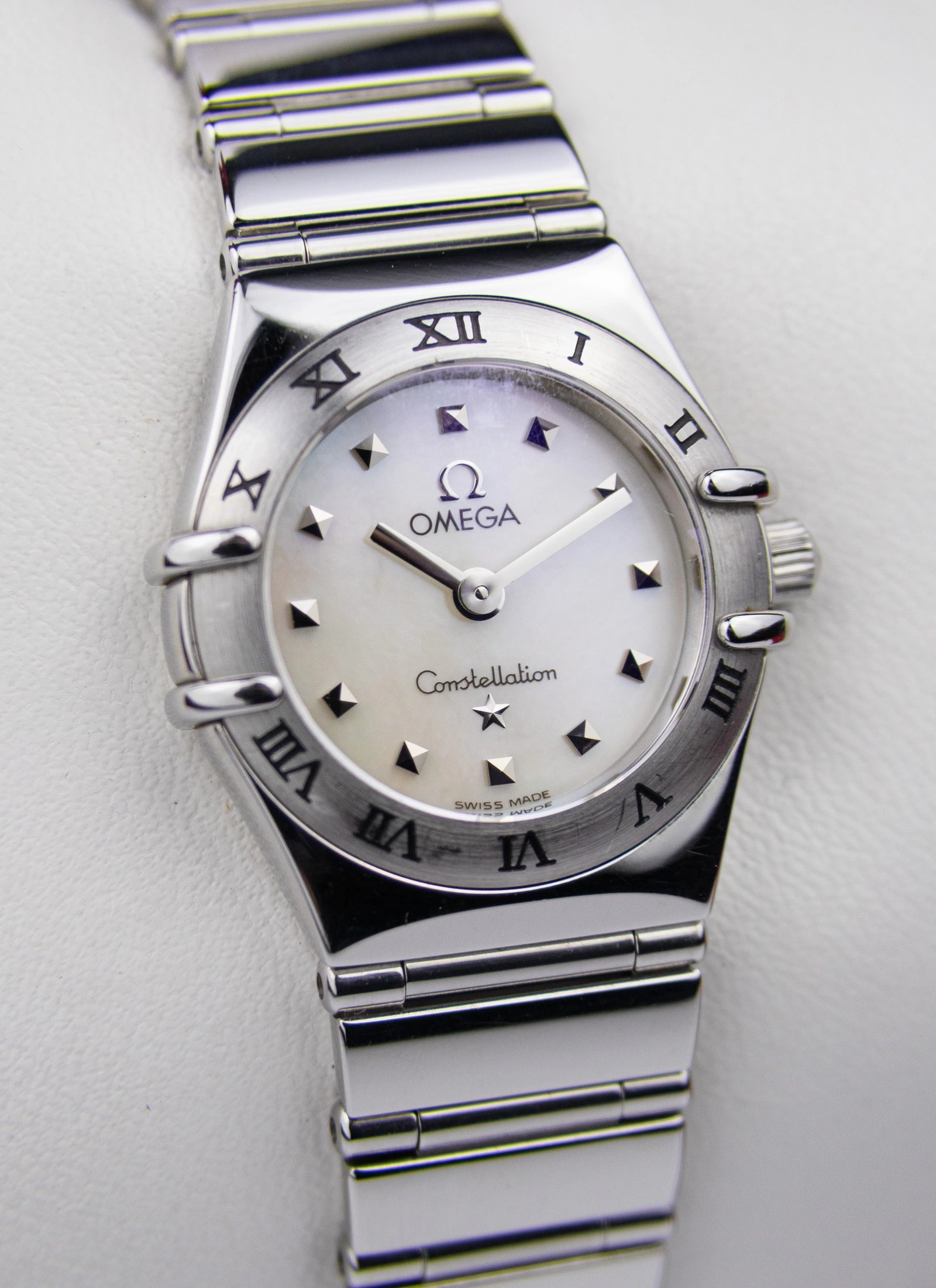 1998 Omega Constellation 1561.71 Mother Of Pearl