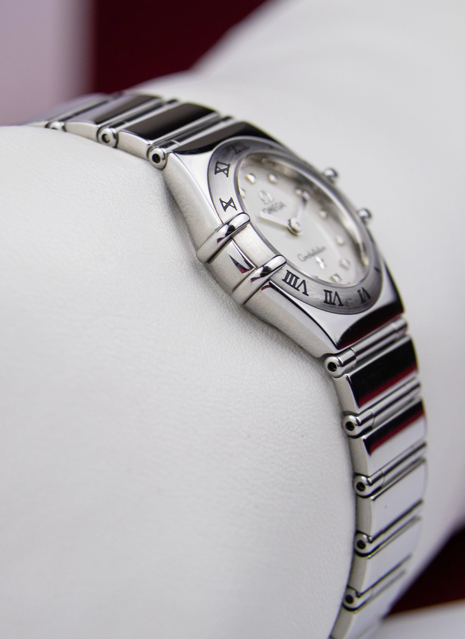 1998 Omega Constellation 1561.71 Mother Of Pearl