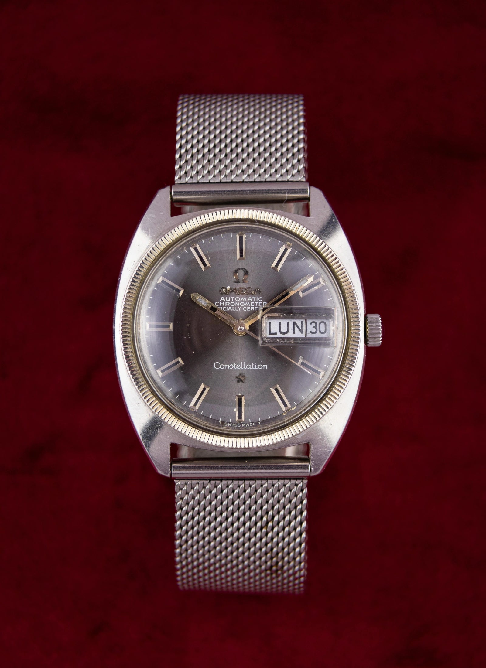 1969 Omega Constellation C-shaped Day-Date 168.029 cal. 751