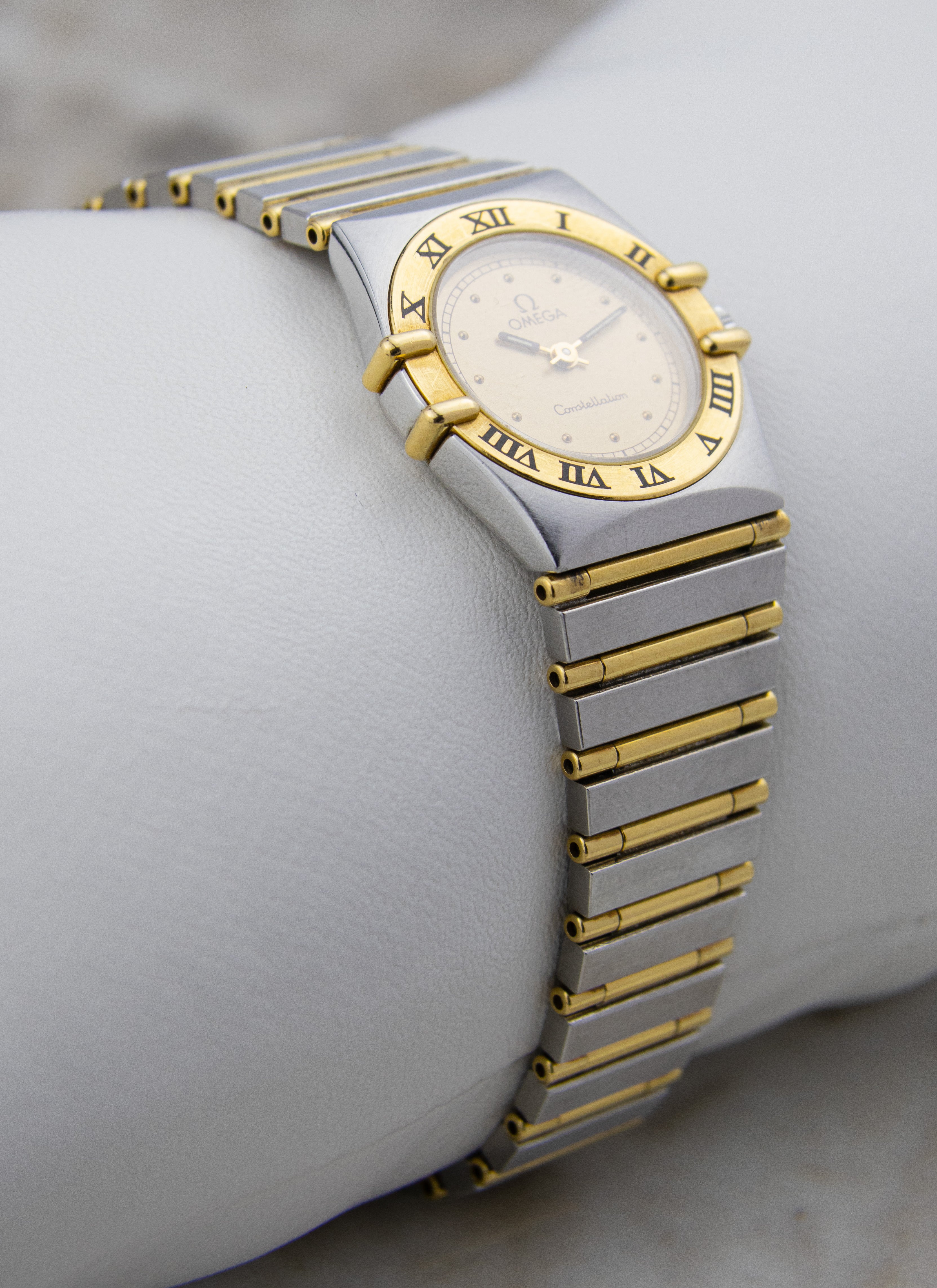 1986 Lady Omega Constellation Manhattan 795.1080 cal. 1455
