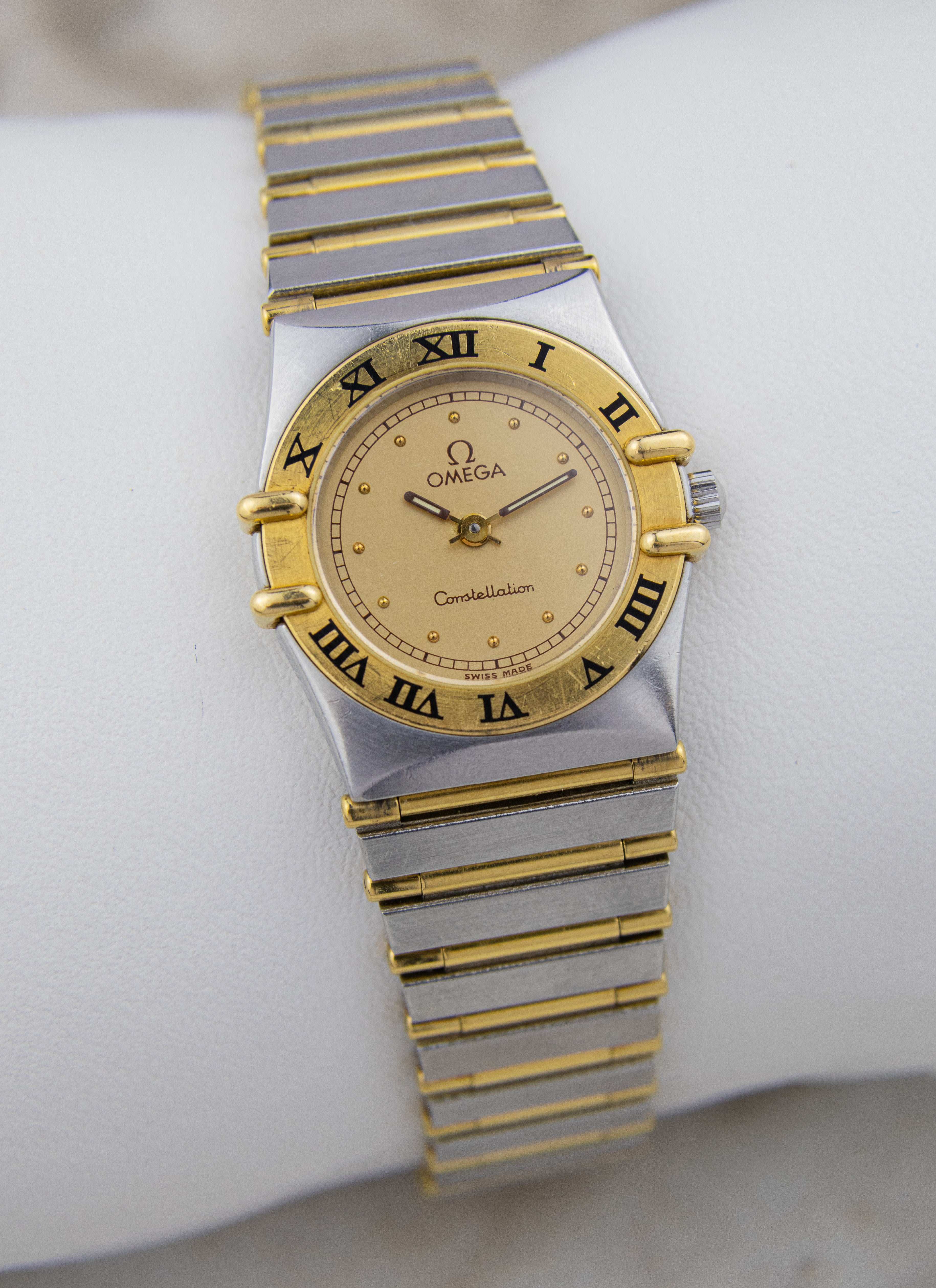 1986 Lady Omega Constellation Manhattan 795.1080 cal. 1455