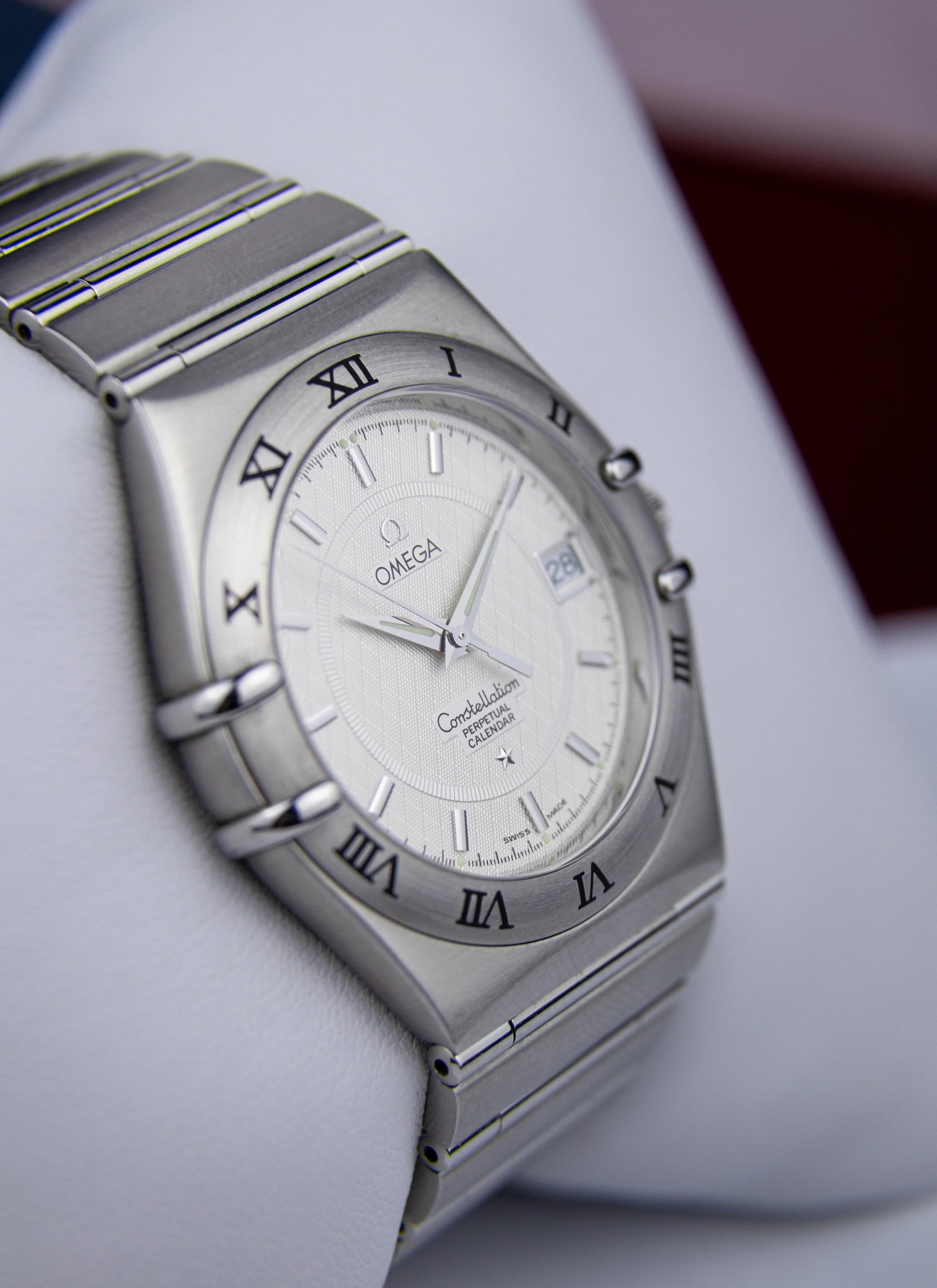 1998 Omega Constellation Manhattan Perpetual Calendar 1552.30