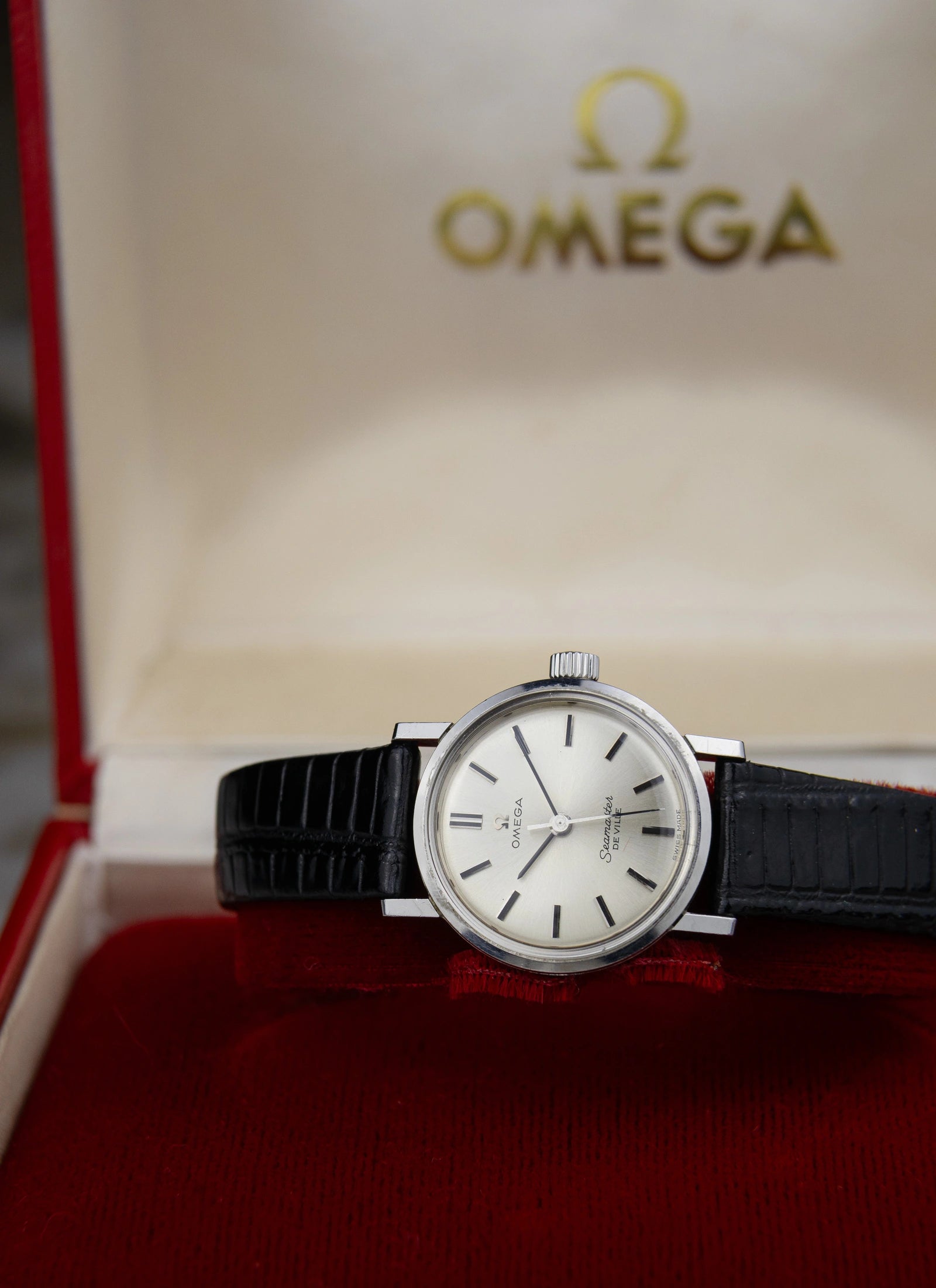 1960s Lady Omega De Ville 535.004 cal. 630