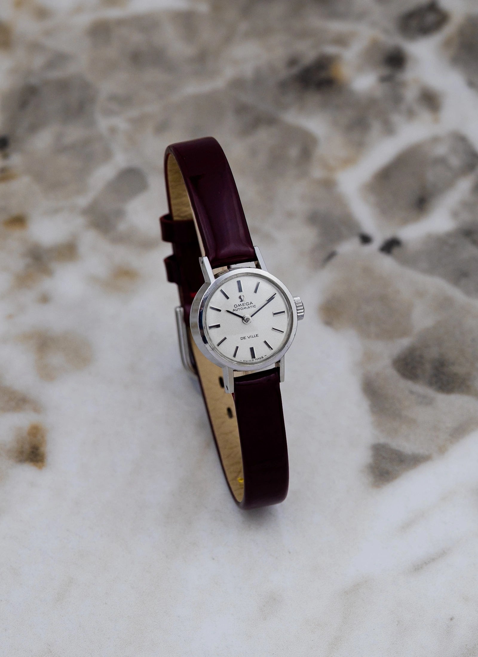 1969 Lady Omega De Ville Sparkle Dial 551.037 cal. 661