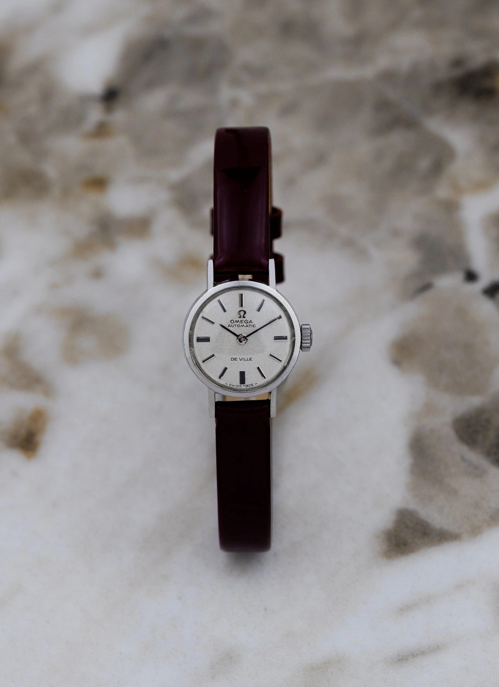 1969 Lady Omega De Ville Sparkle Dial 551.037 cal. 661