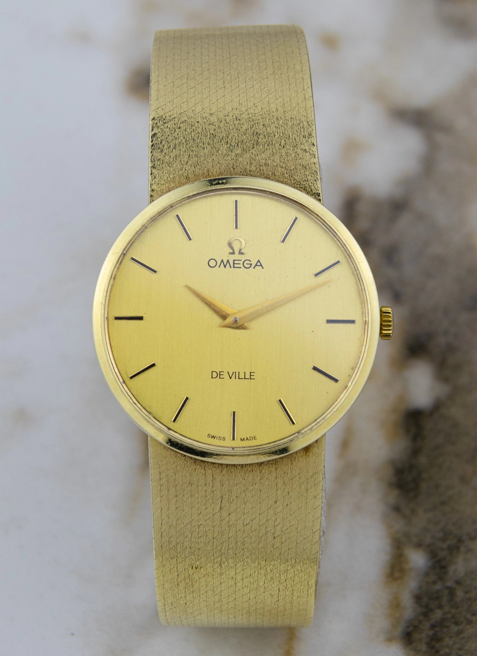 18K Omega De Ville