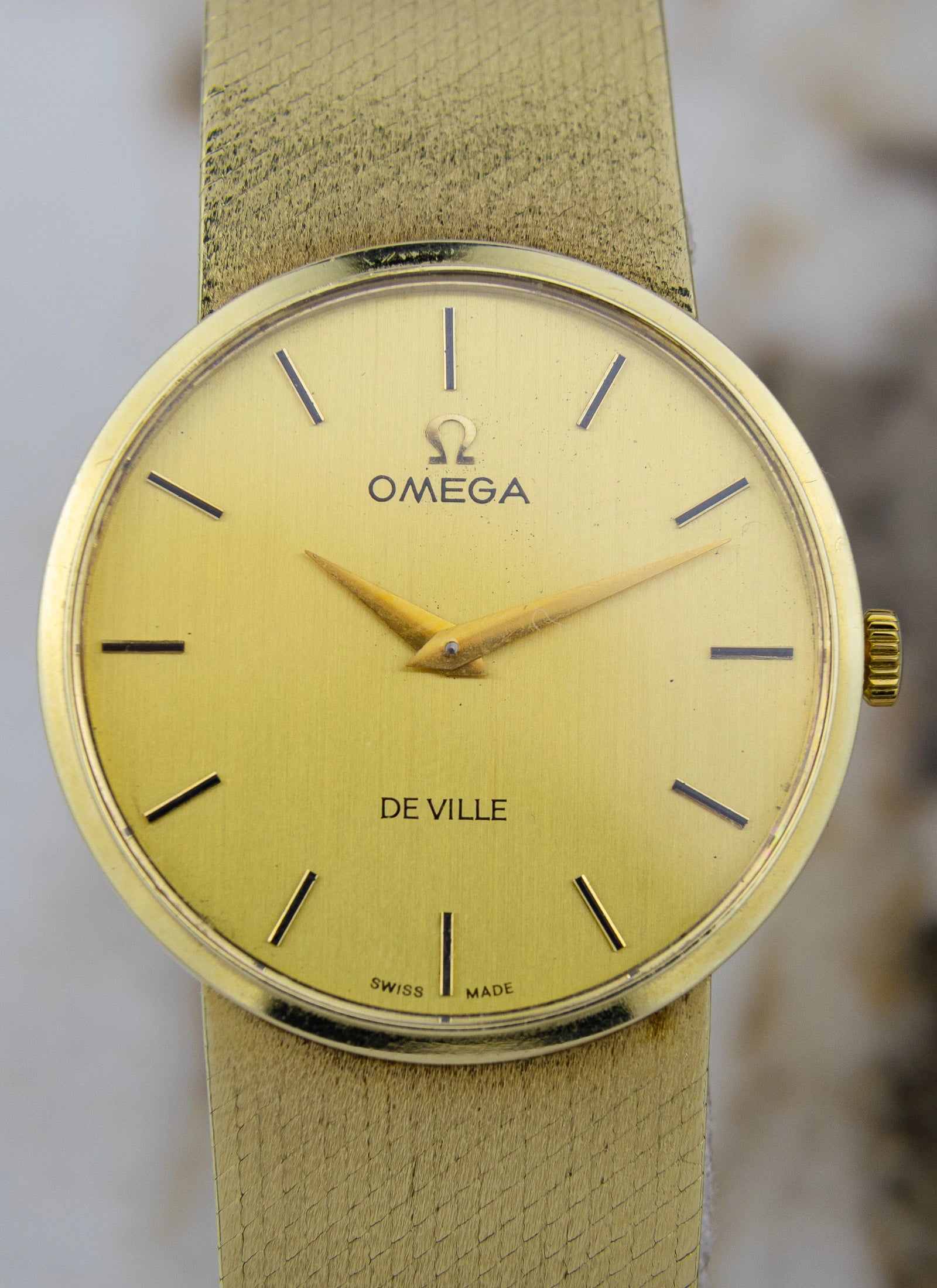 18K Omega De Ville