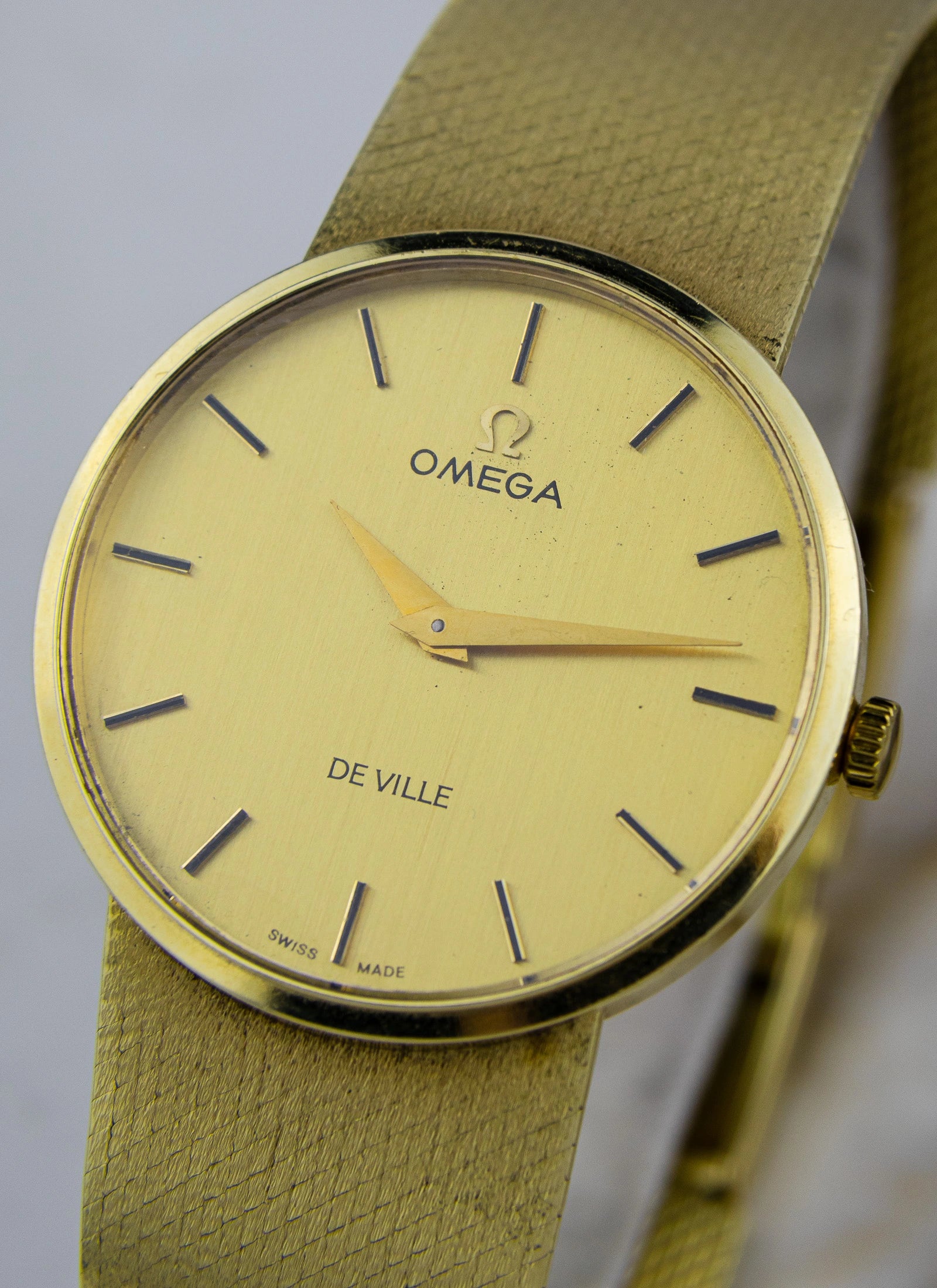 18K Omega De Ville