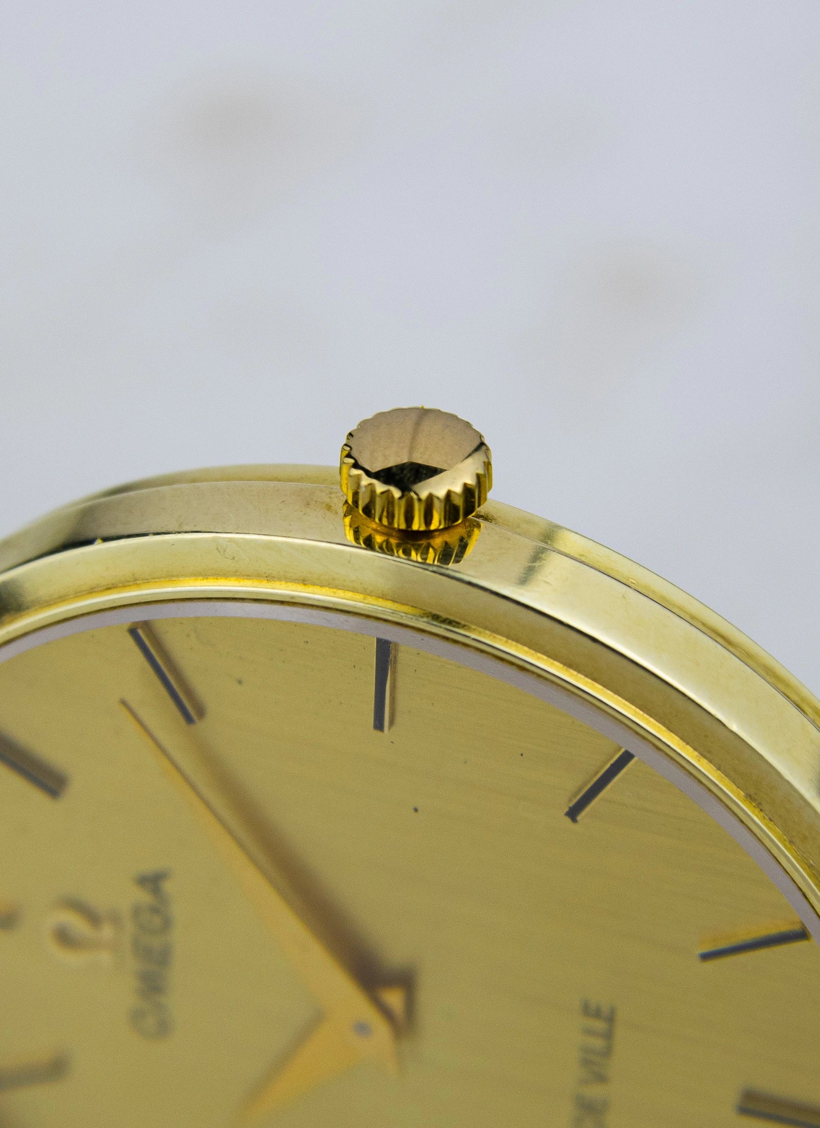 18K Omega De Ville