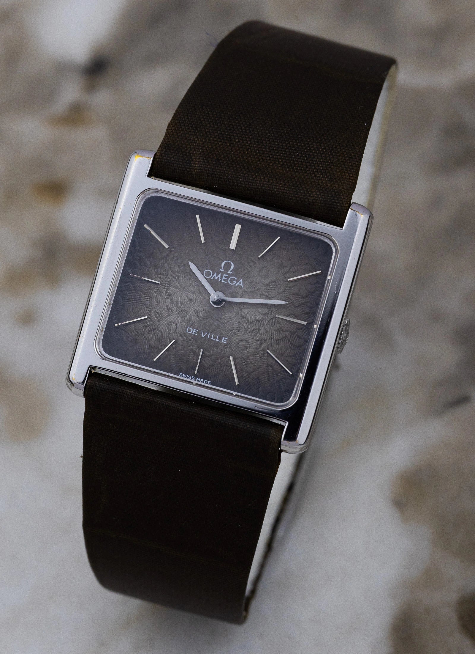 1972 Lady Omega De Ville Floral Motif 511.0405 cal. 625