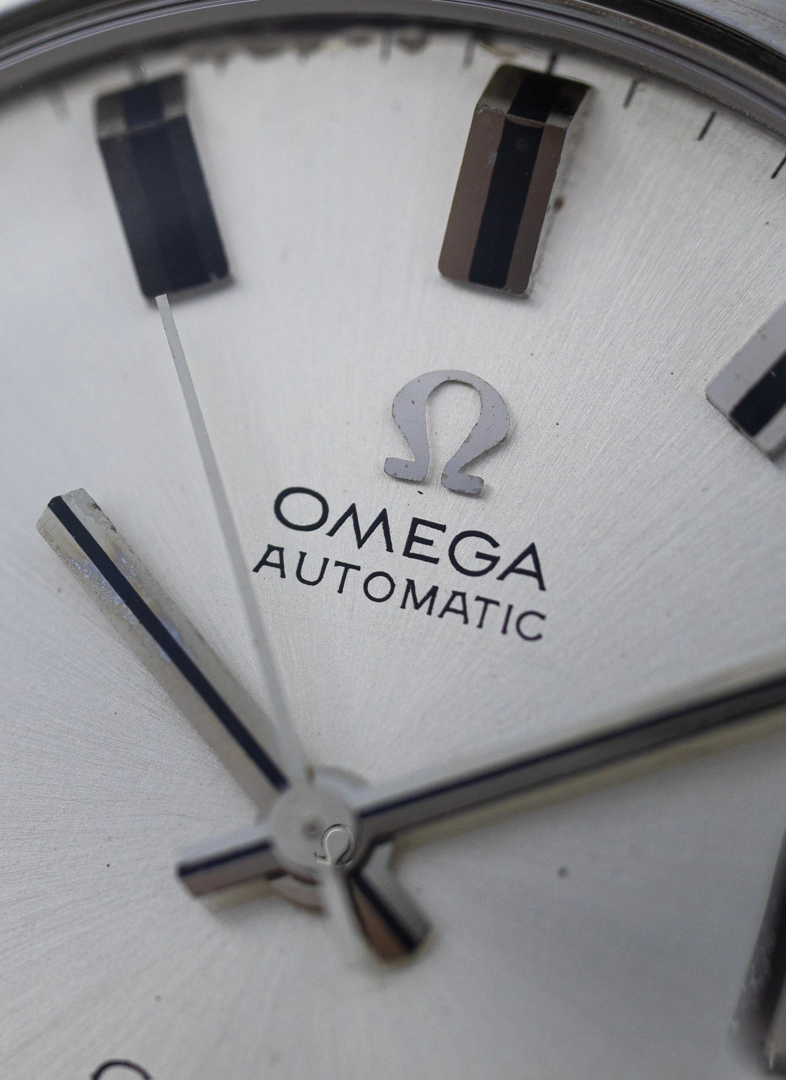1960s His & Hers Omega Geneve Japan Only watches 166.721 cal. 565