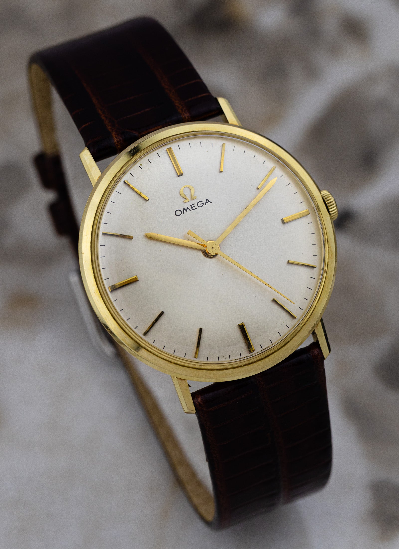 1960s 14K Omega ref. 161.009 cal. 552