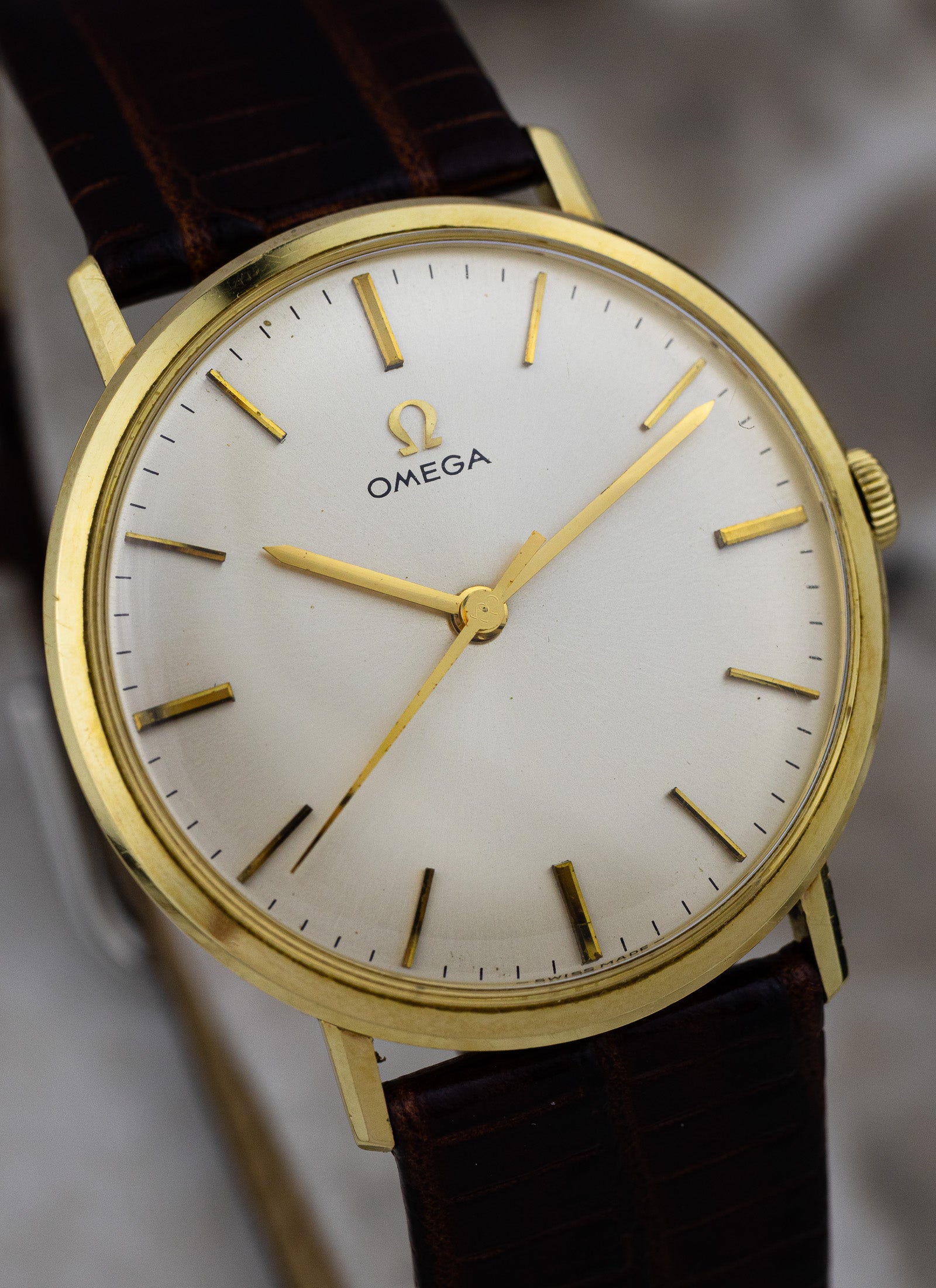 1960s 14K Omega ref. 161.009 cal. 552