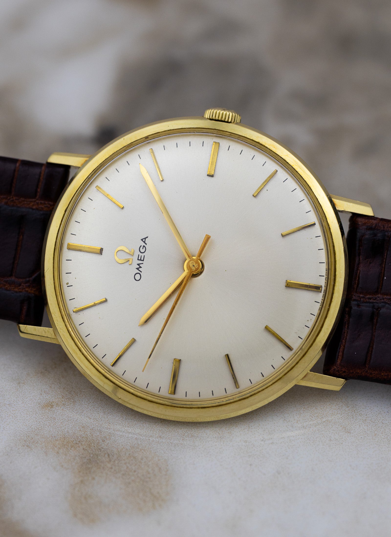 1960s 14K Omega ref. 161.009 cal. 552