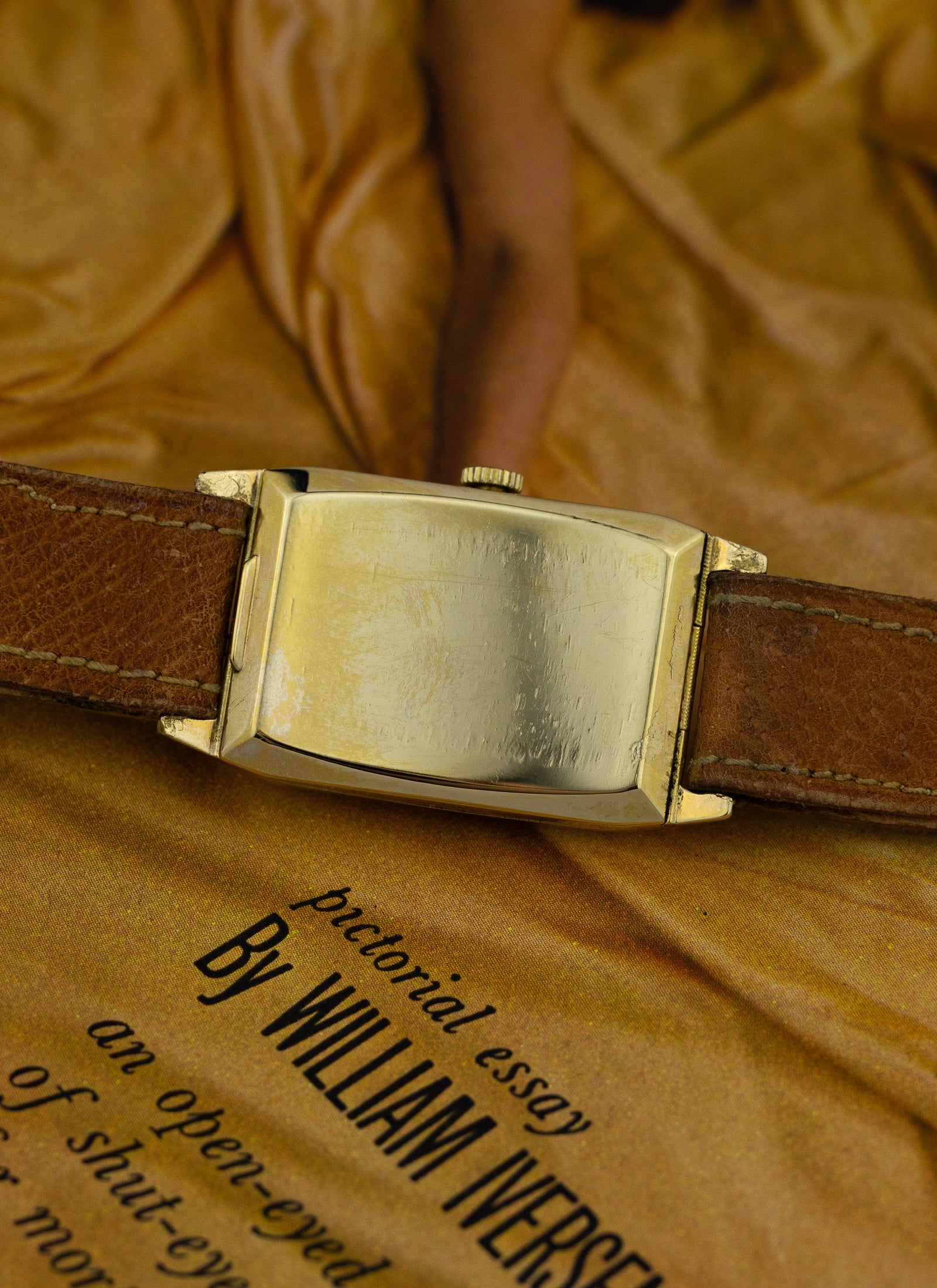 1940s 14K Omega Tank Art Deco Dial Box