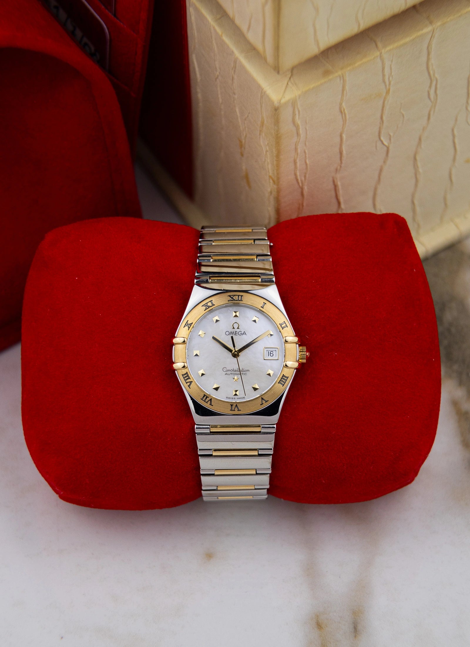 1998 Omega Constellation Manhattan Mother Of Pearl Bicolor