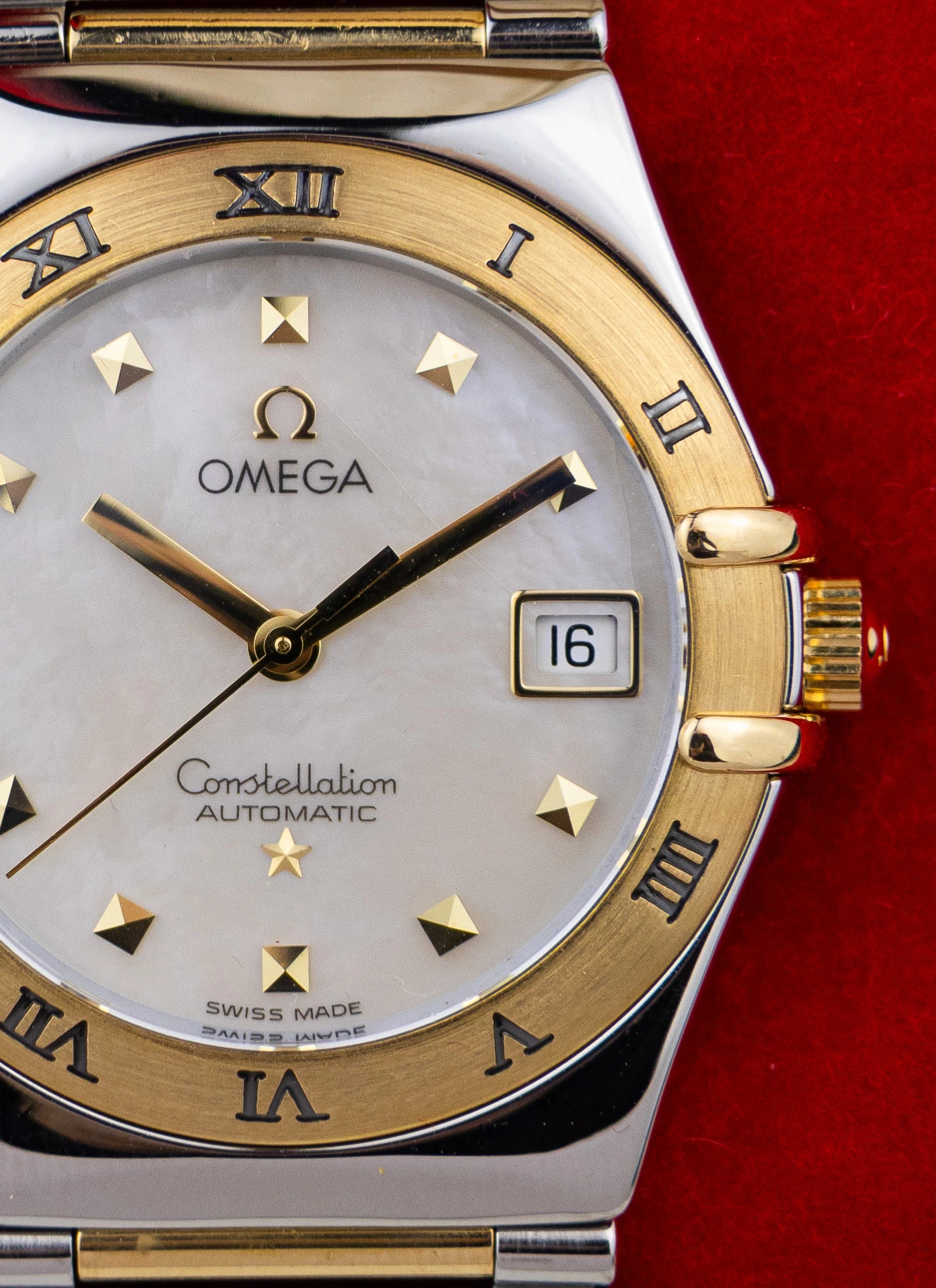 1998 Omega Constellation Manhattan Mother Of Pearl Bicolor