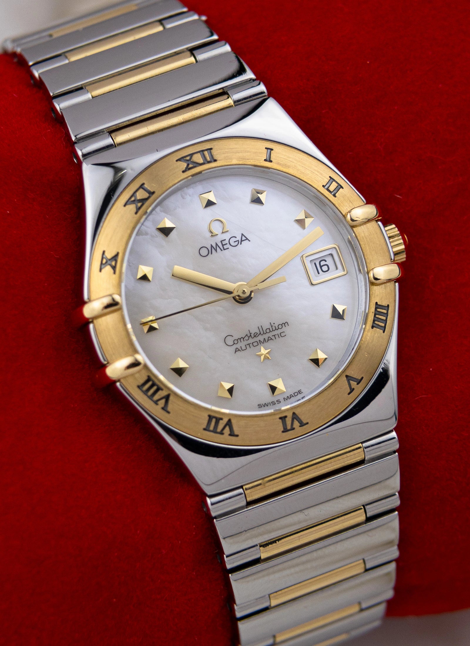 1998 Omega Constellation Manhattan Mother Of Pearl Bicolor