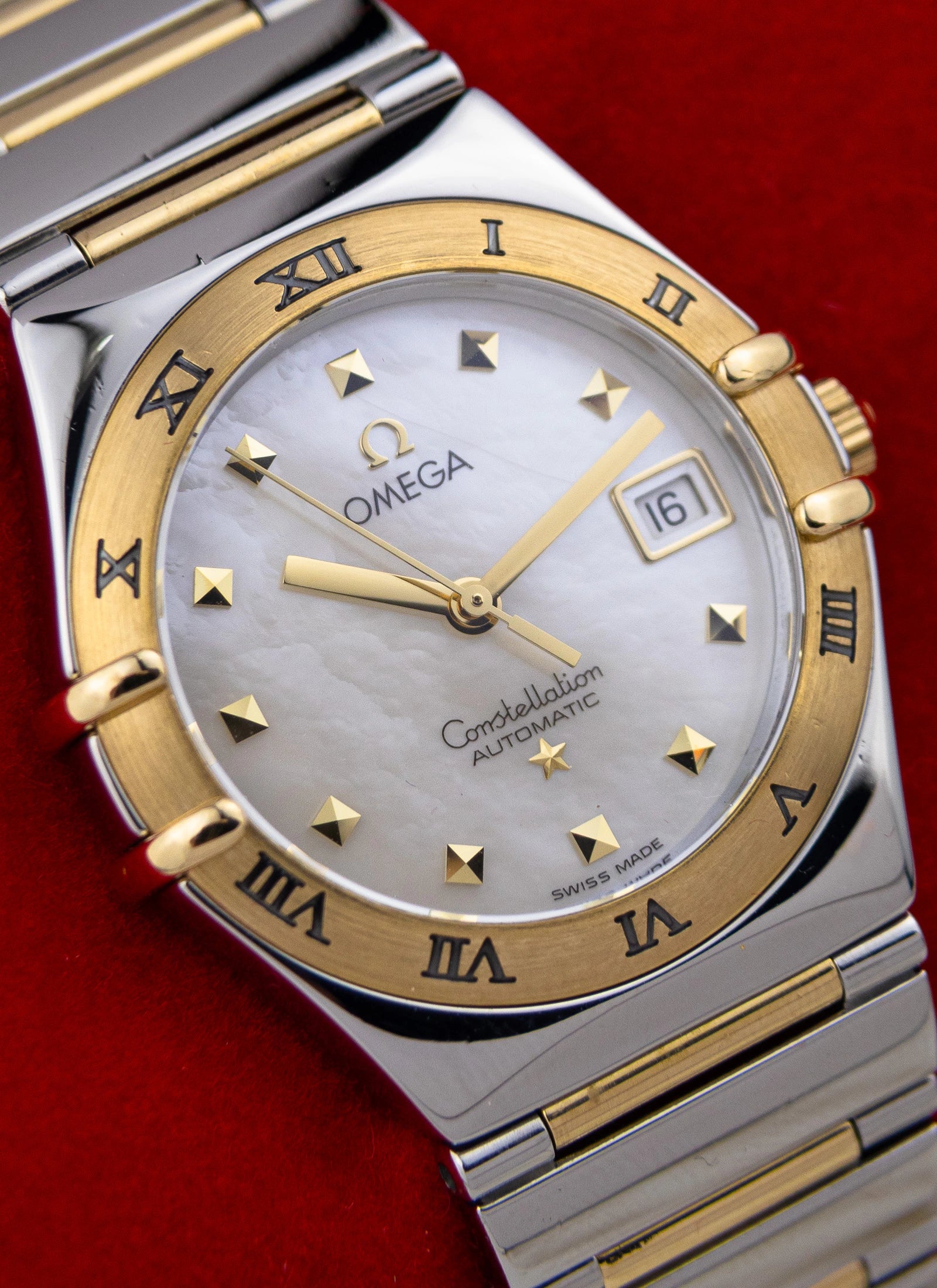 1998 Omega Constellation Manhattan Mother Of Pearl Bicolor