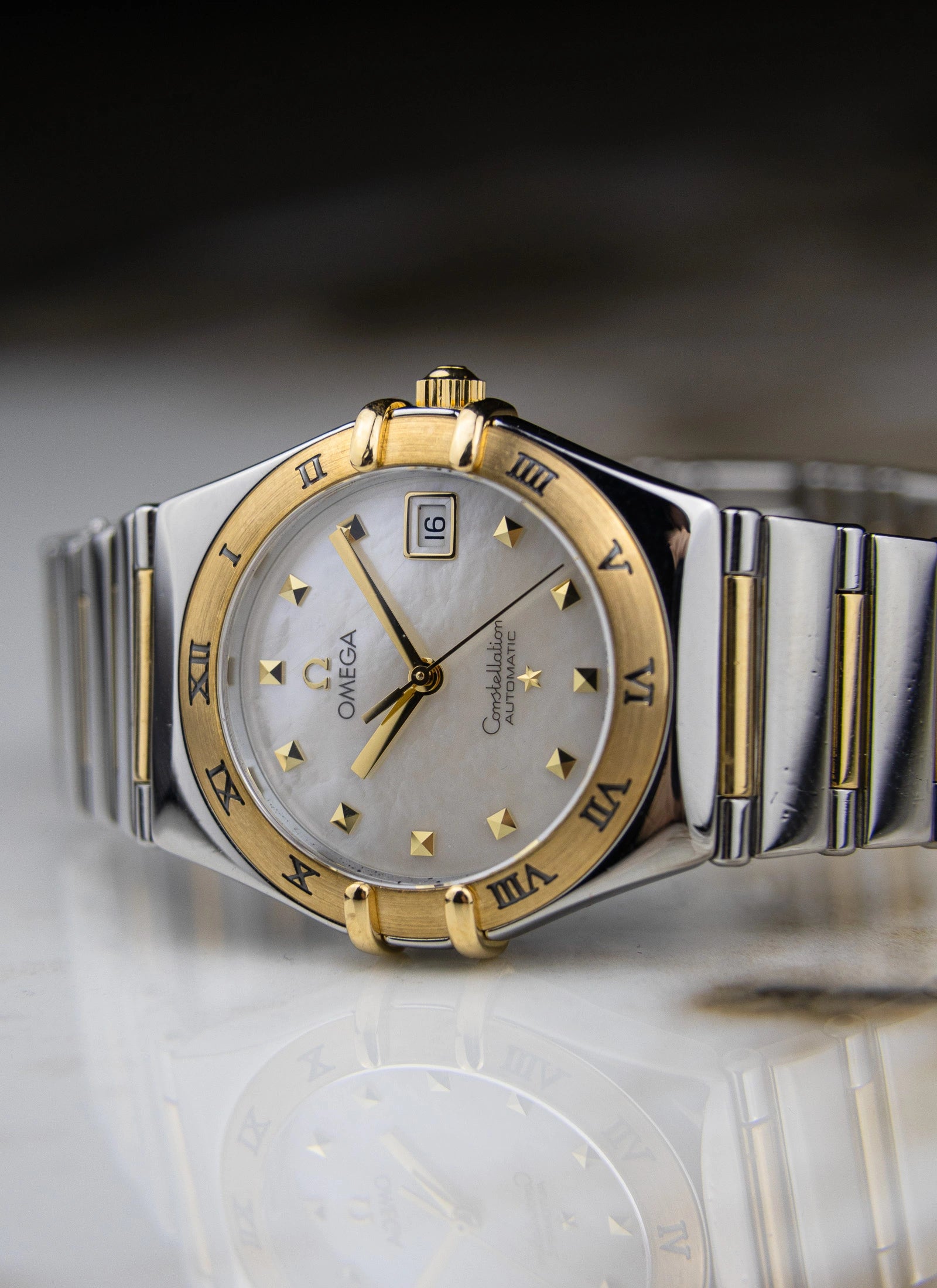 1998 Omega Constellation Manhattan Mother Of Pearl Bicolor