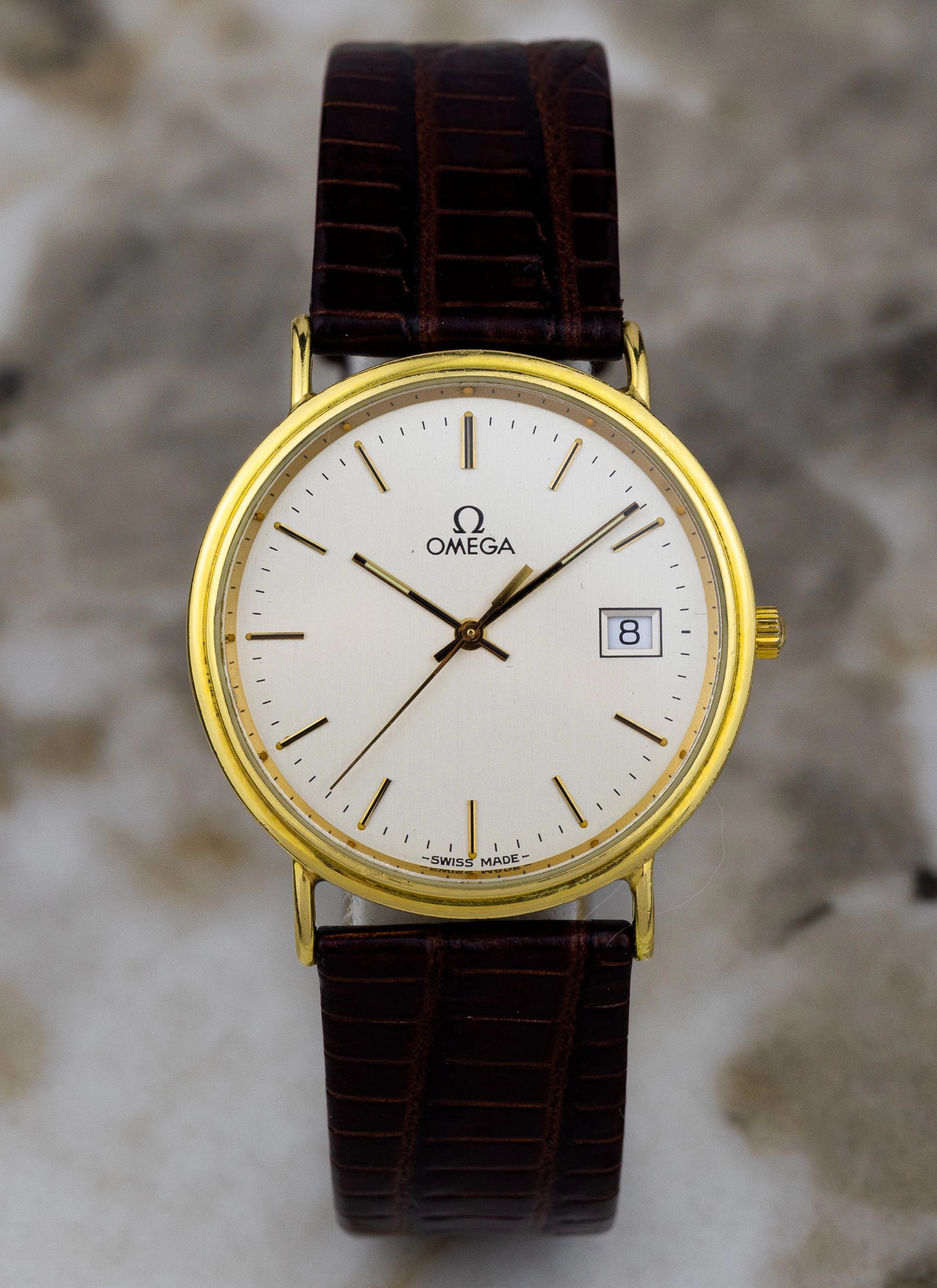 1990s 18K Omega Date Quartz Ref. 196.750