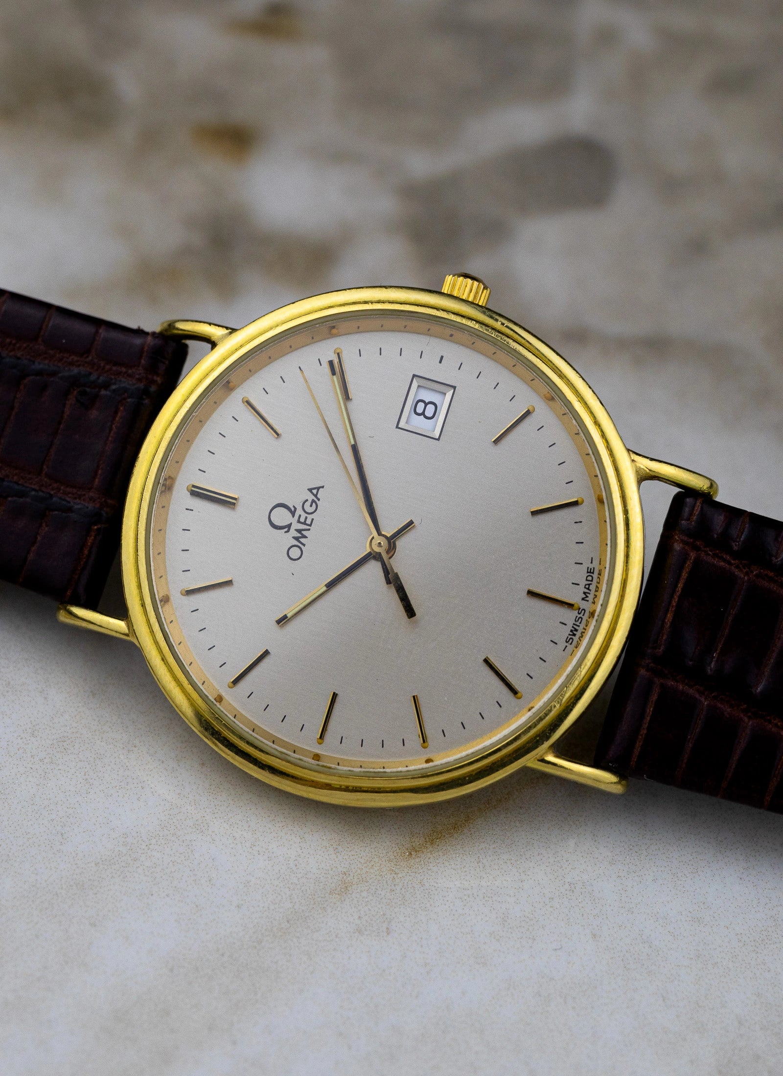 1990s 18K Omega Date Quartz Ref. 196.750