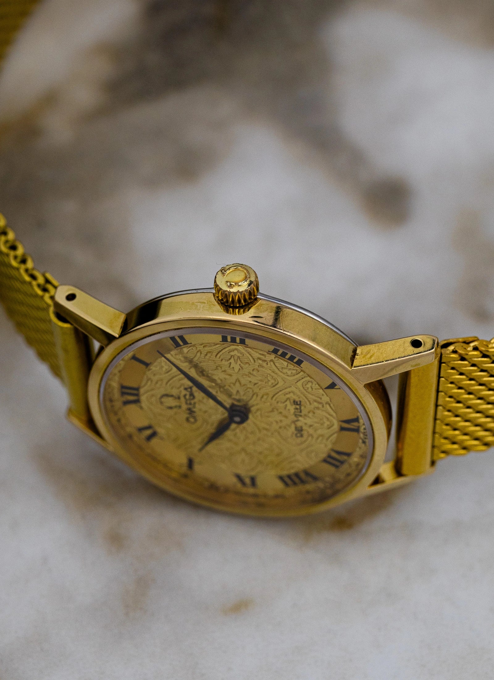 1970s Lady Omega De Ville Floral Pattern 511.0392 cal. 625 Serviced