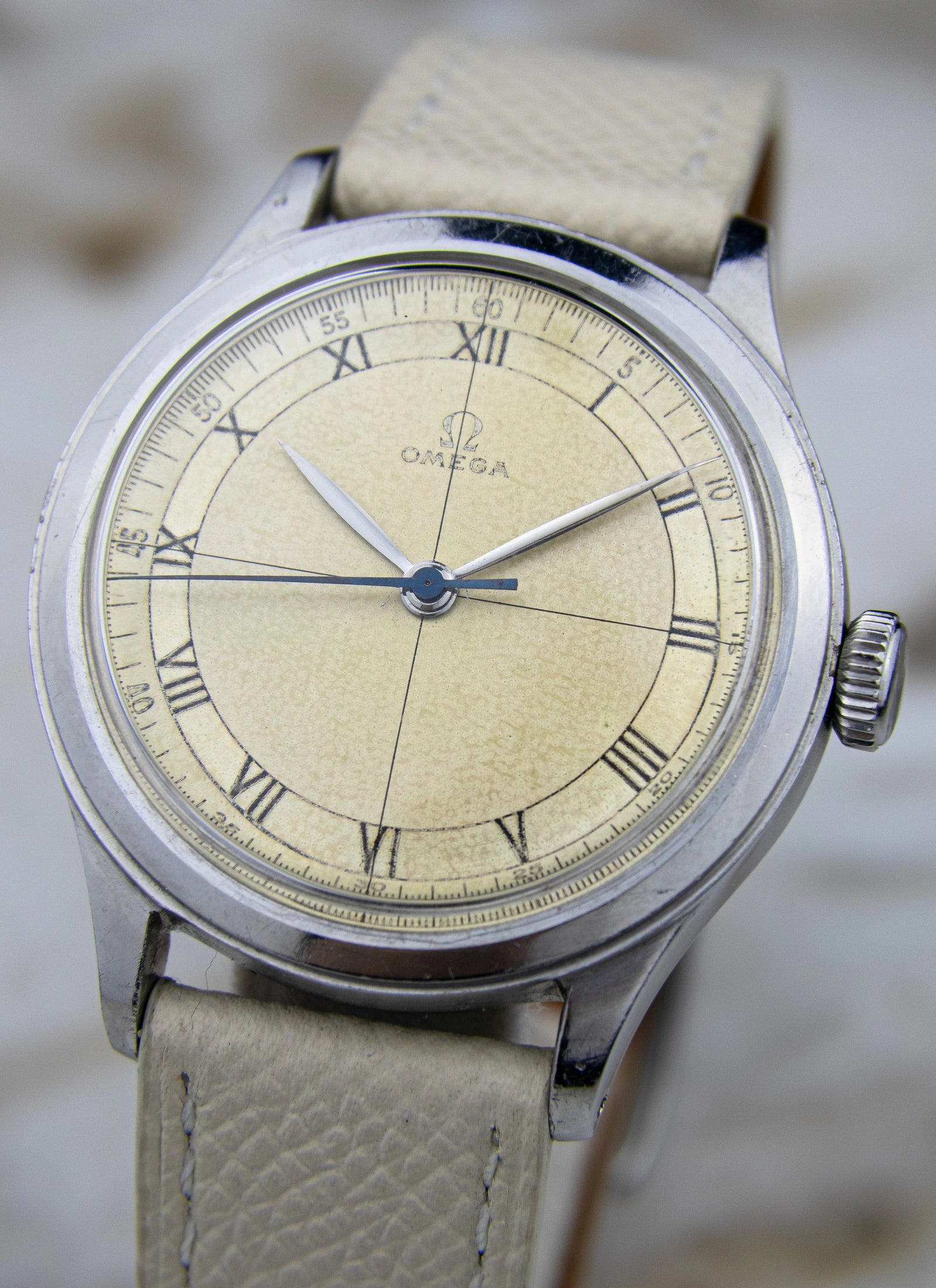 1944/45 Omega Sector Dial 2179 cal. 30T2