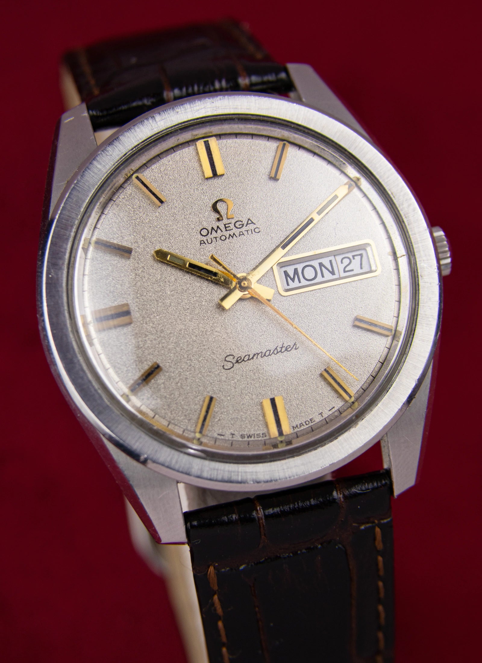1968 Omega Seamaster Day-Date Sparkle Dial 166.032 cal. 752