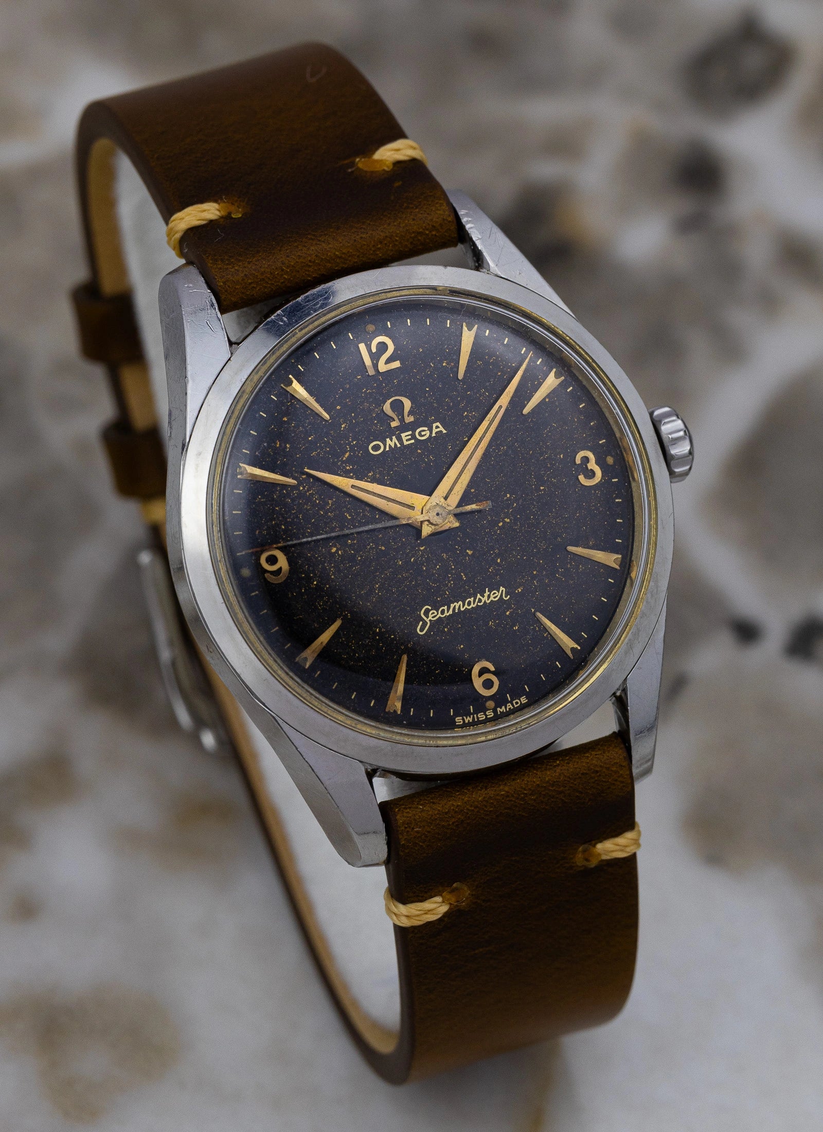 1957 Omega Seamaster Black Gilt Stardust 2938 cal. 284