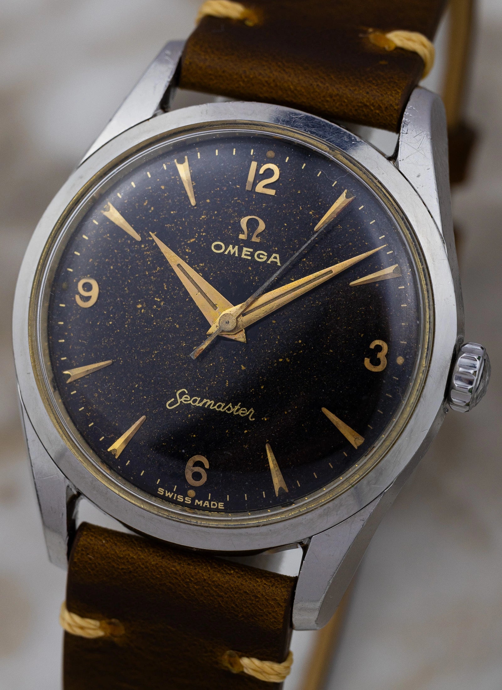 1957 Omega Seamaster Black Gilt Stardust 2938 cal. 284