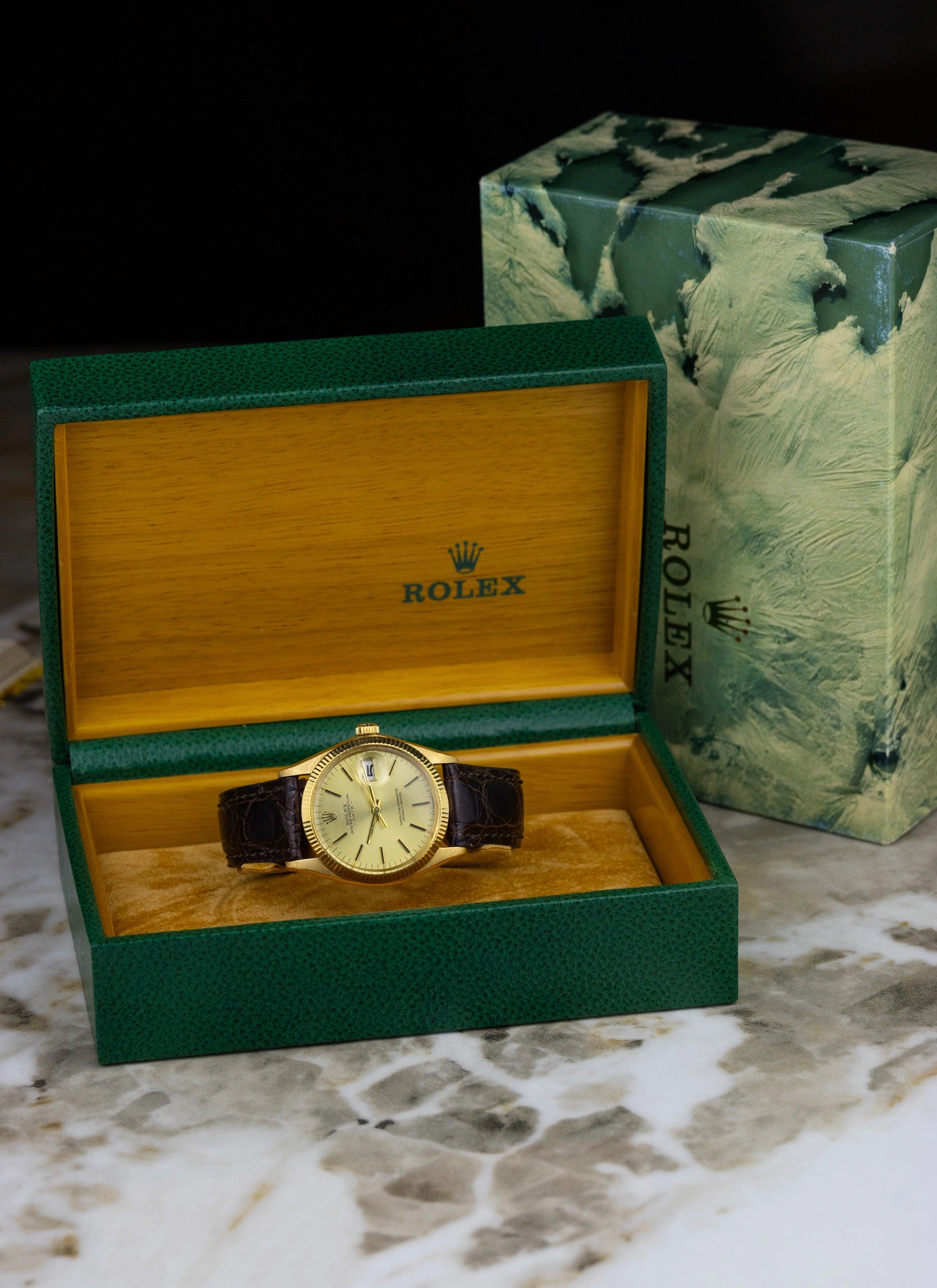 1970 18K Rolex Oyster Perpetual 1503 Box