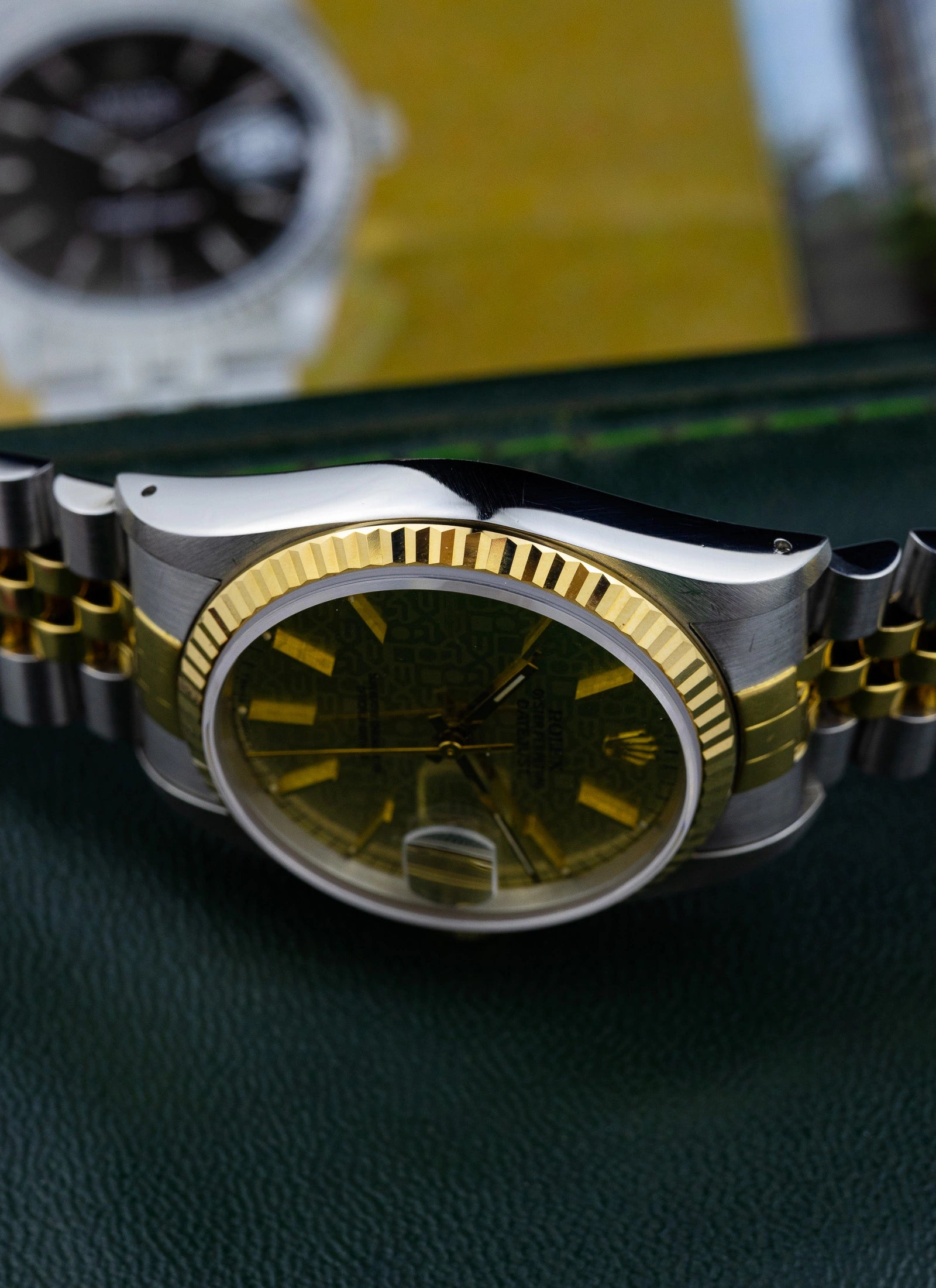 1990 Rolex Datejust Anniversary Dial 16233 Box