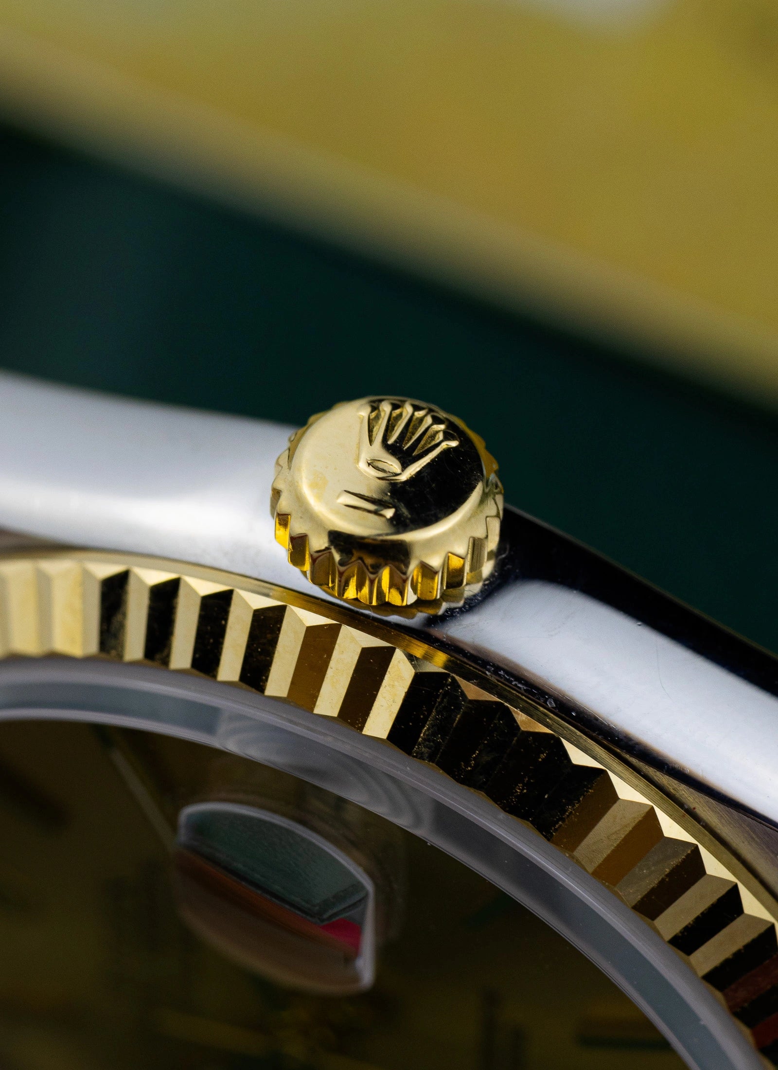 1996 Rolex Datejust Champagne Dial 16233 Full Set