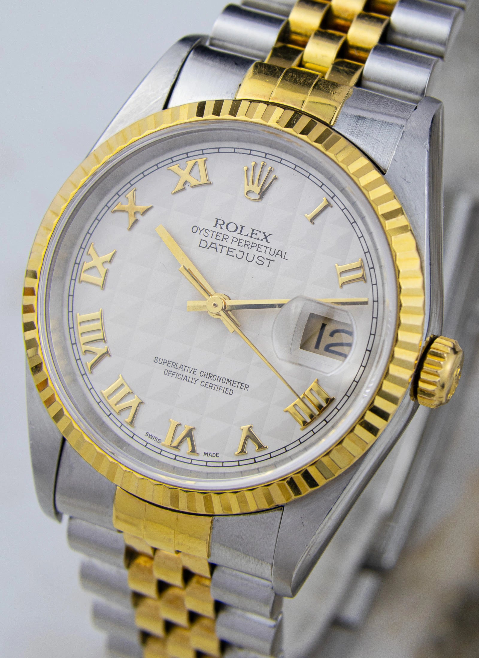 1999 Rolex Datejust 16233 Pyramid Dial Papers